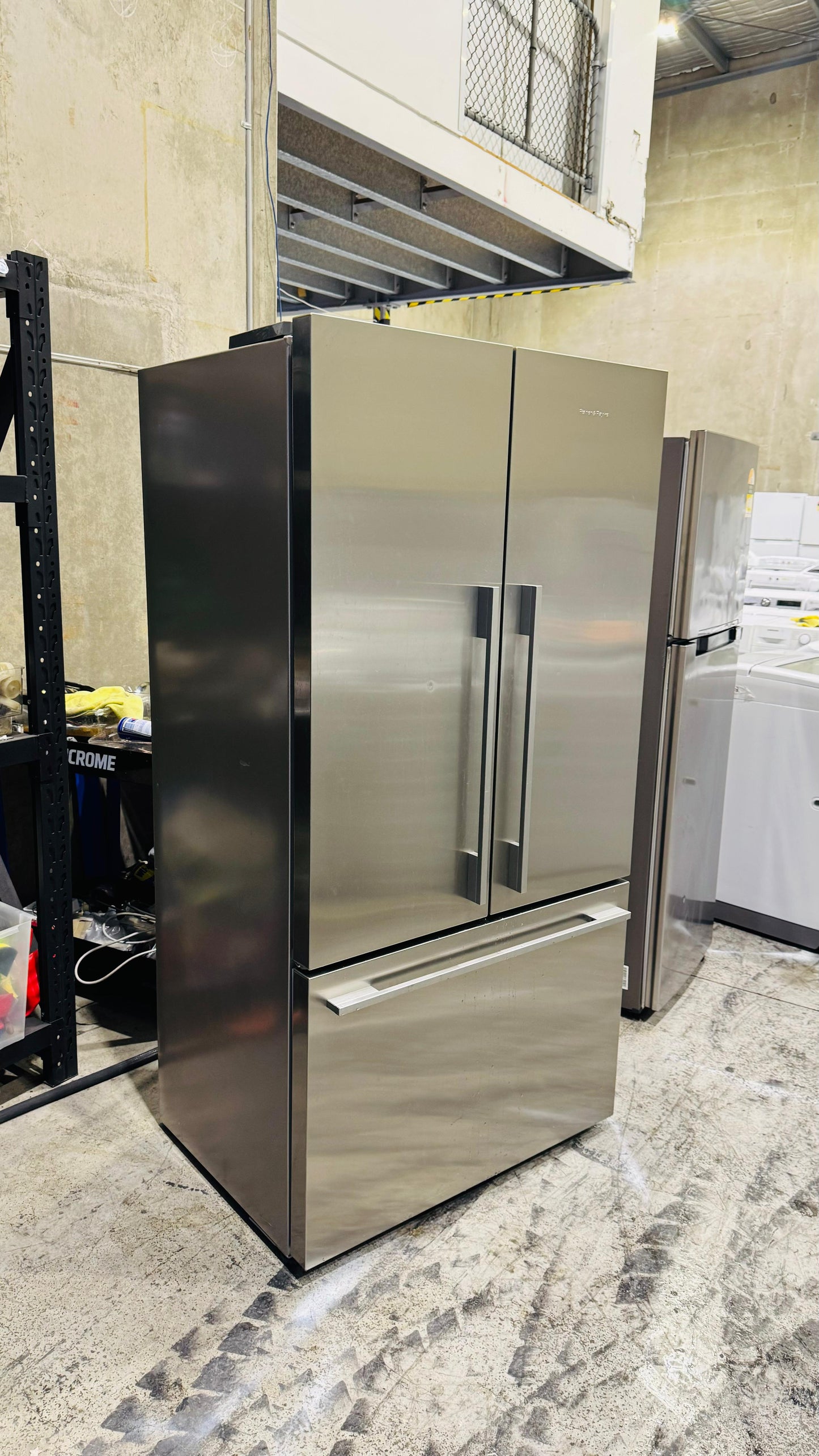 FISHER AND PAYKEL 614 LITRES FRENCH DOOR FRIDGE