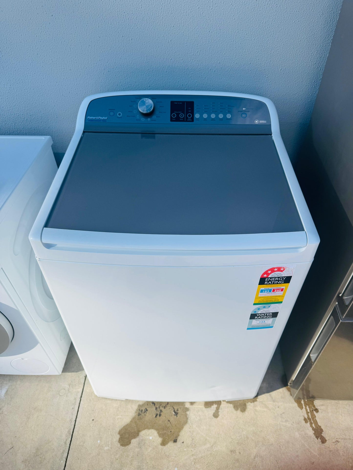 FISHER AND PAYKEL 10 KGS TOP LOADER WASHING MACHINE