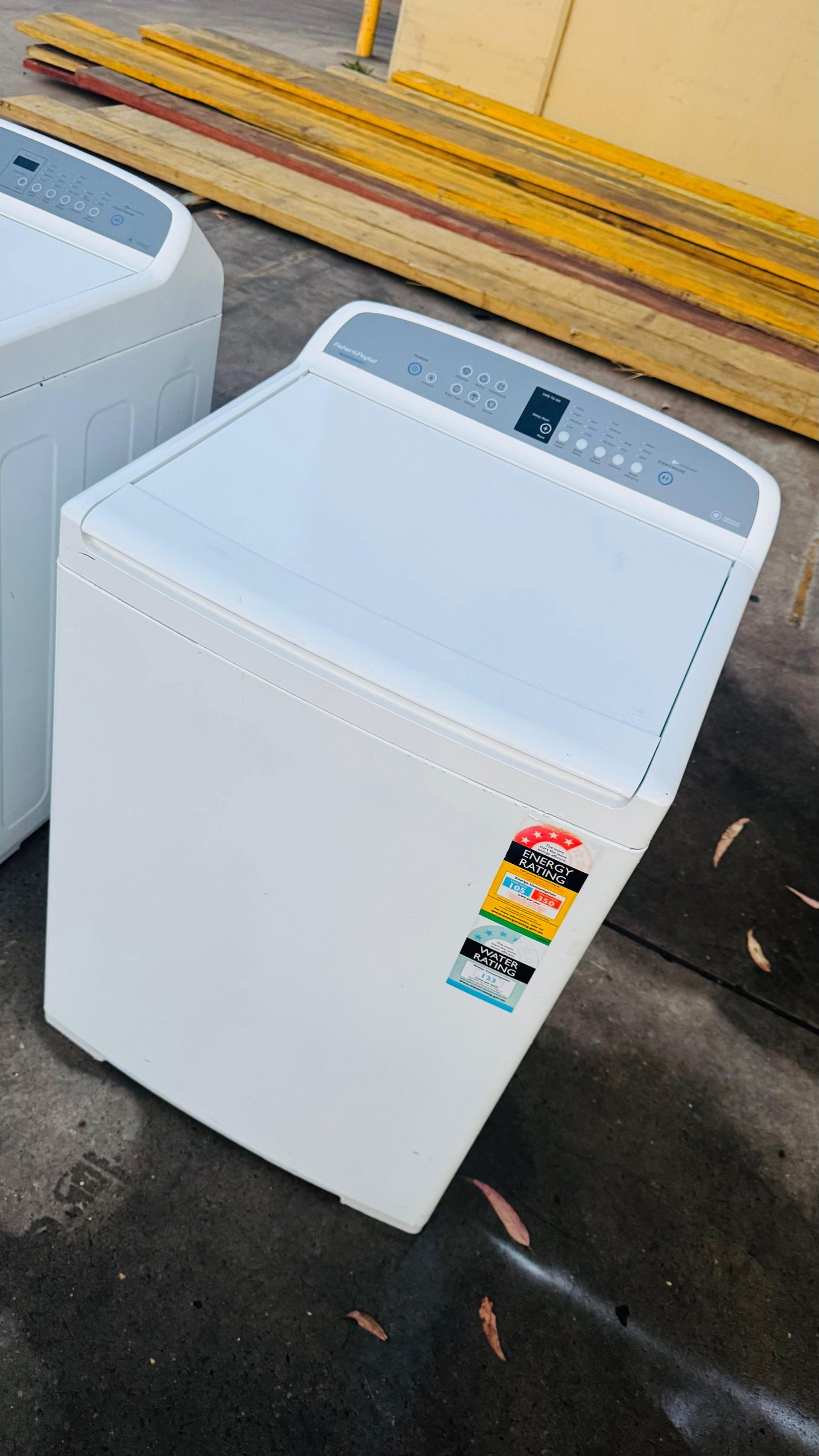 FISHER AND PAYKEL 10KGS TOP LOADER WASHING MACHINE