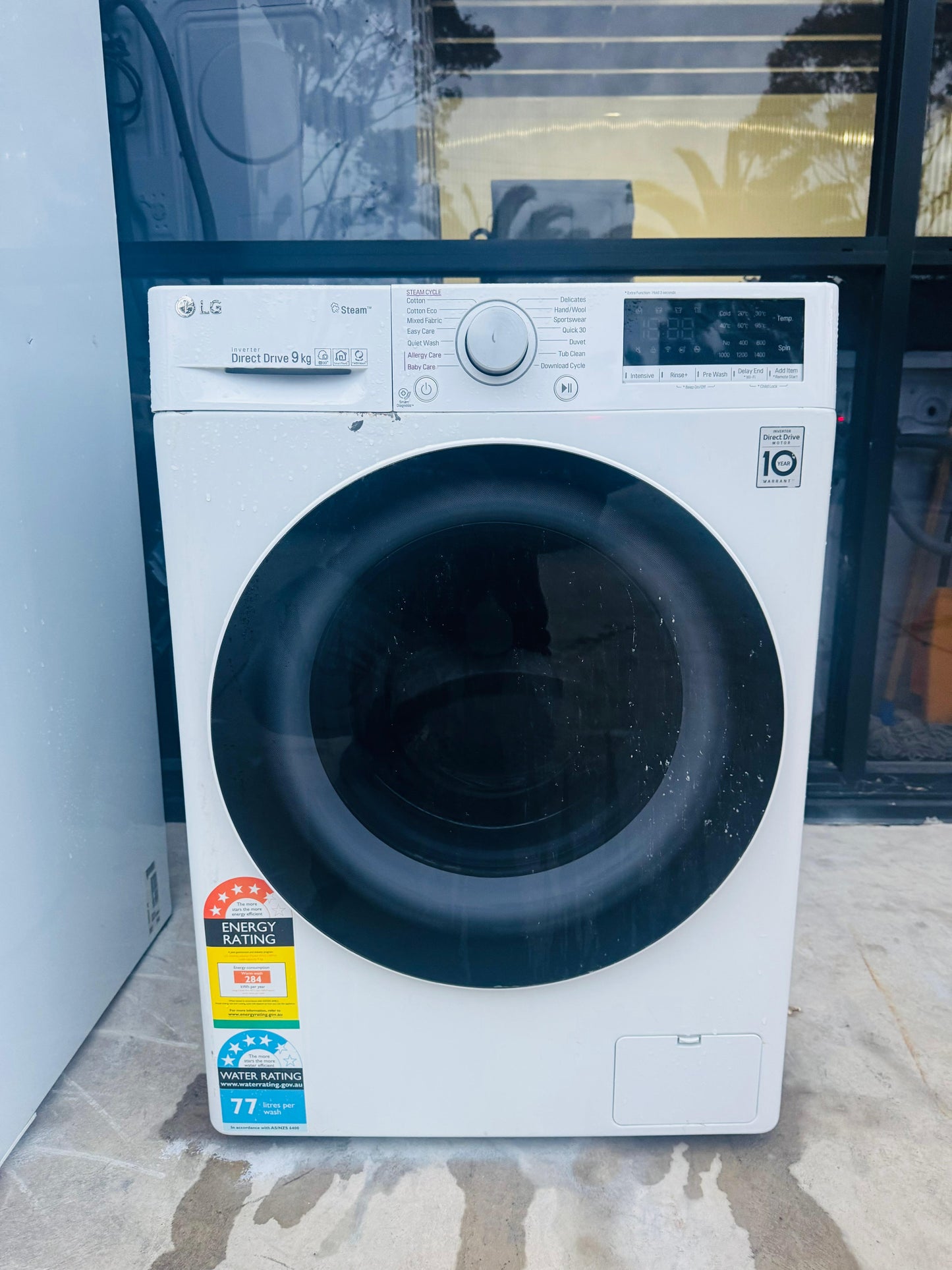 LG 9KGS FRONT LOADER WASHING MACHINE