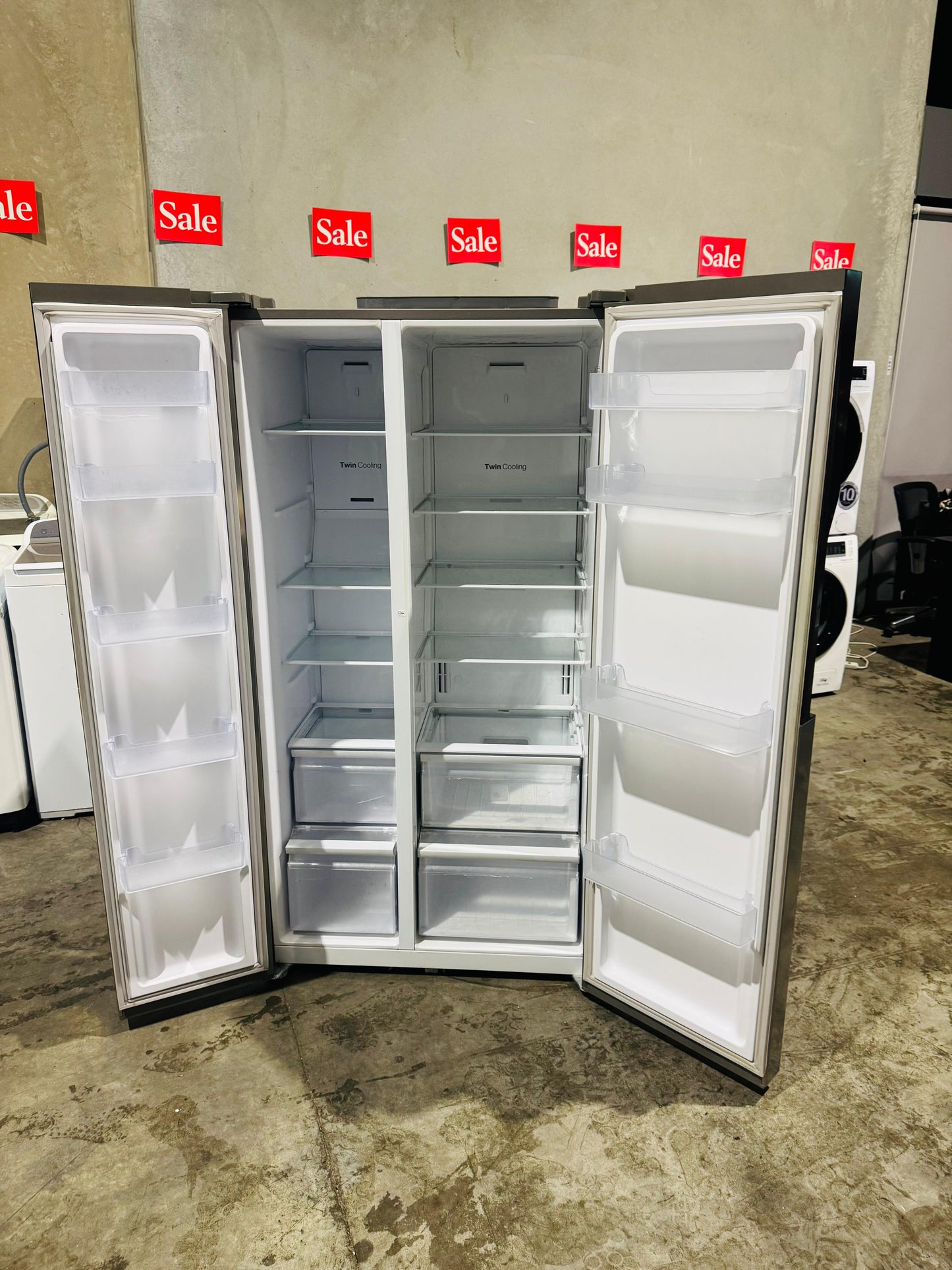 SAMSUNG SIDE BY SIDE DOOR 584 LITRES FRIDGE FREEZER