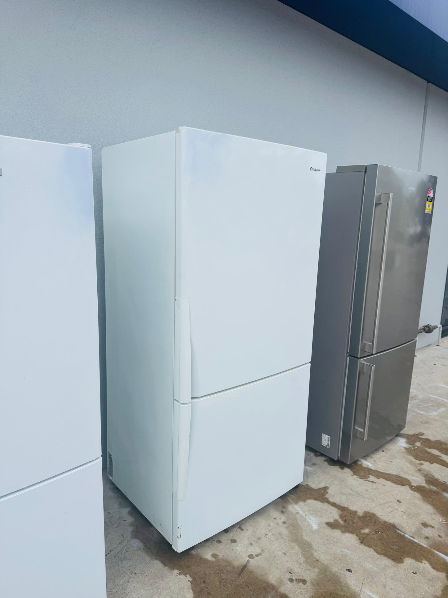 WESTING HOUSE 510 LITRES FRIDGE FREEZER