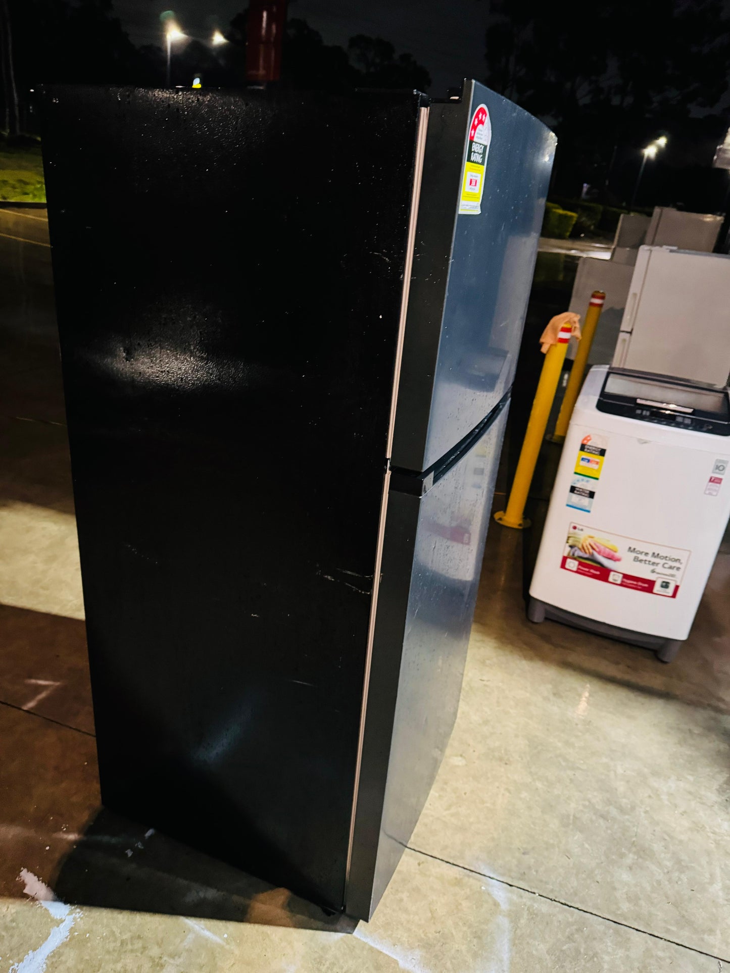CHIQ 550 LITRES FRIDGE FREEZER
