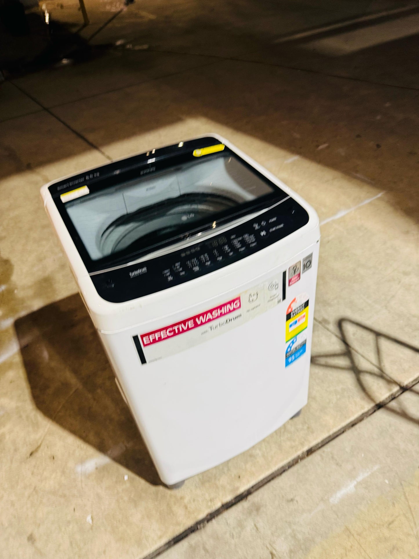 **LG 6.5 KGS TOP LOADER WASHING MACHINE** FREE DELIVERY