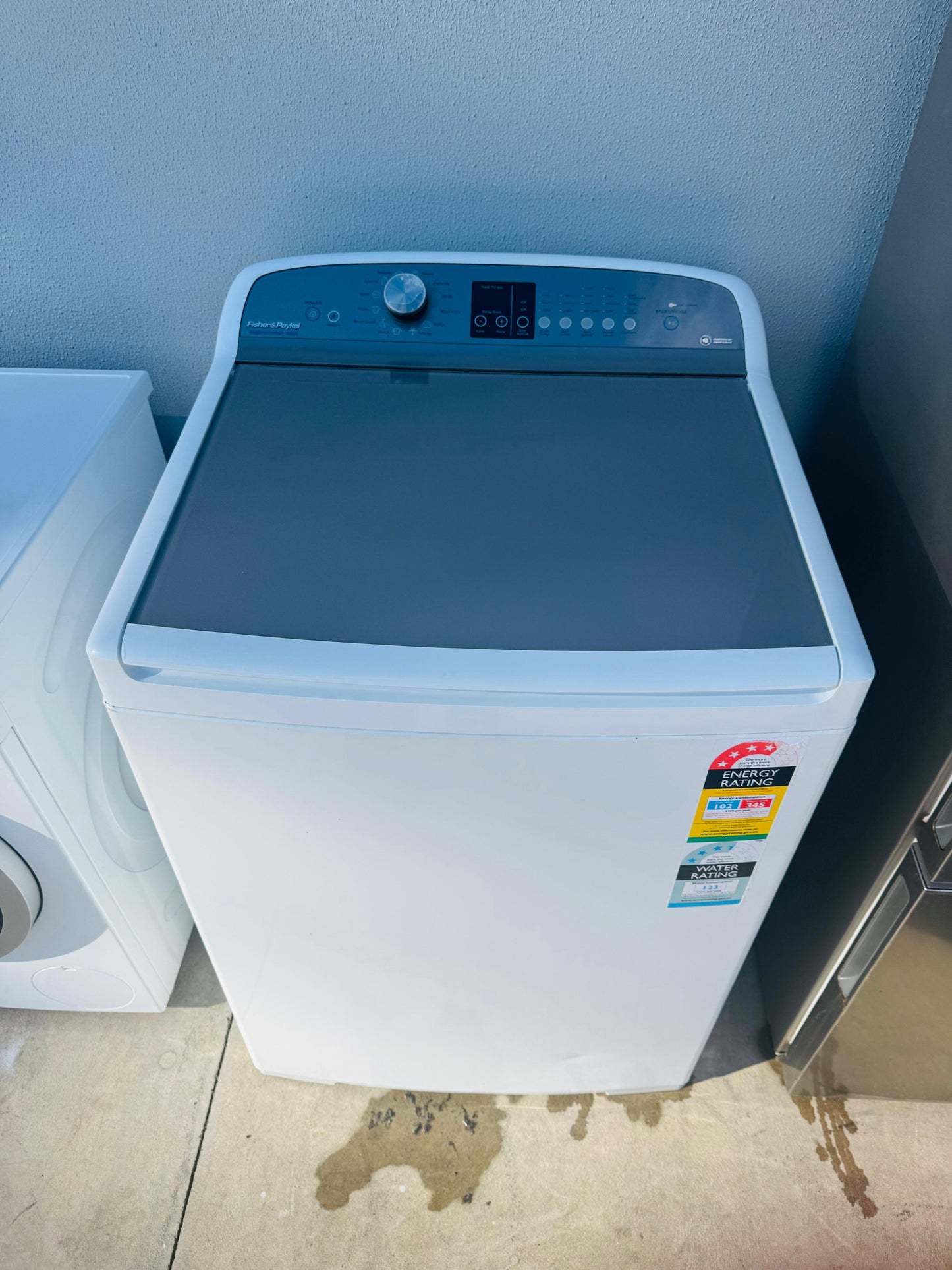 FISHER AND PAYKEL 10 KGS TOP LOADER WASHING MACHINE