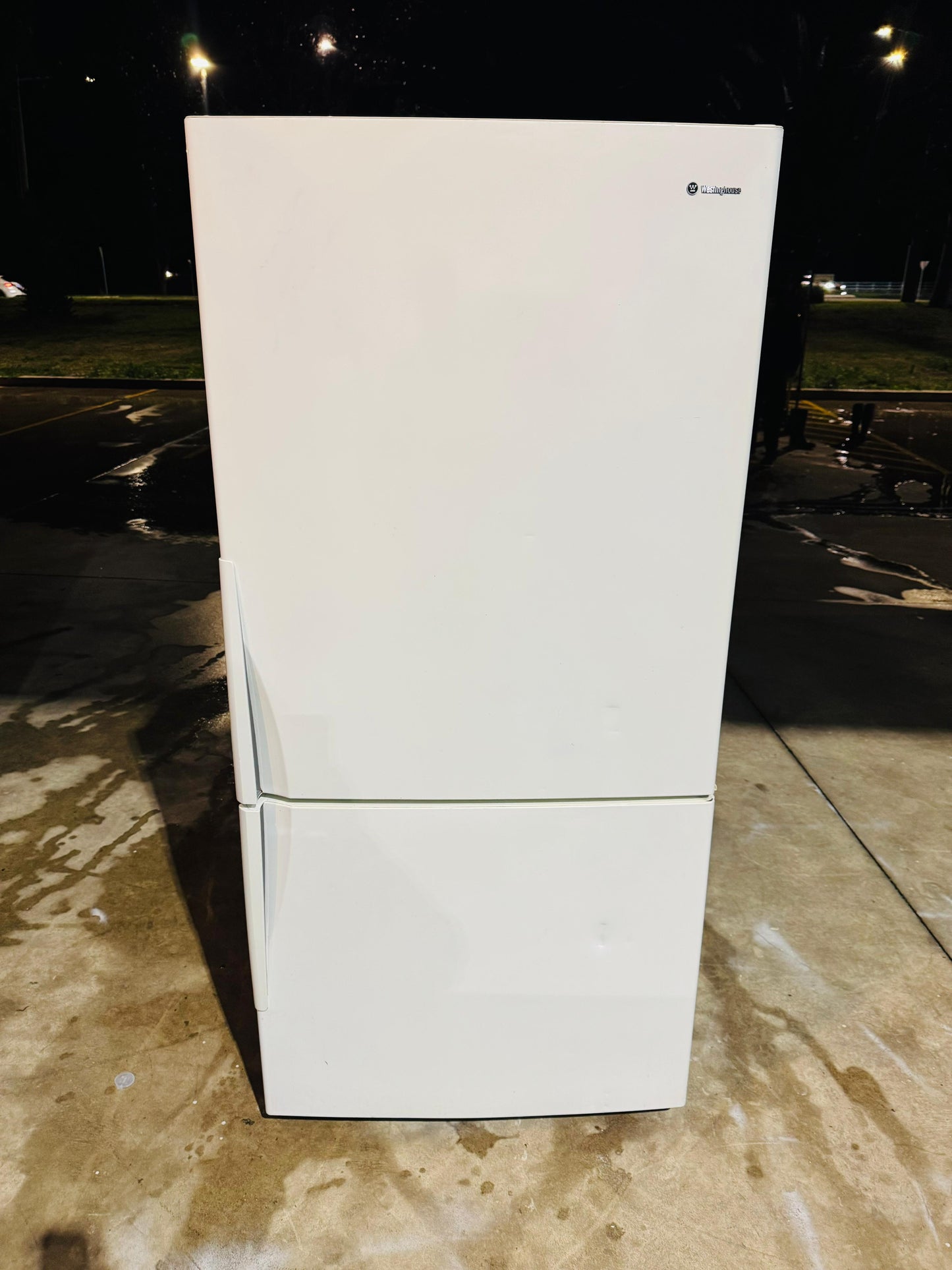 WESTING HOUSE 510 LITRES FRIDGE FREEZER
