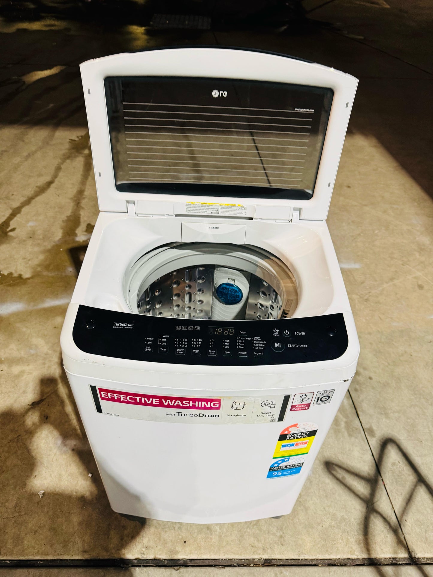 **LG 6.5 KGS TOP LOADER WASHING MACHINE** FREE DELIVERY