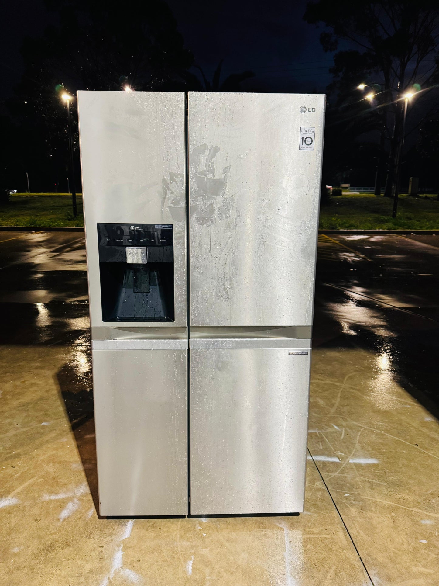 LG SIDE BY SIDE 590 LITRES FRIDGE FREEZER