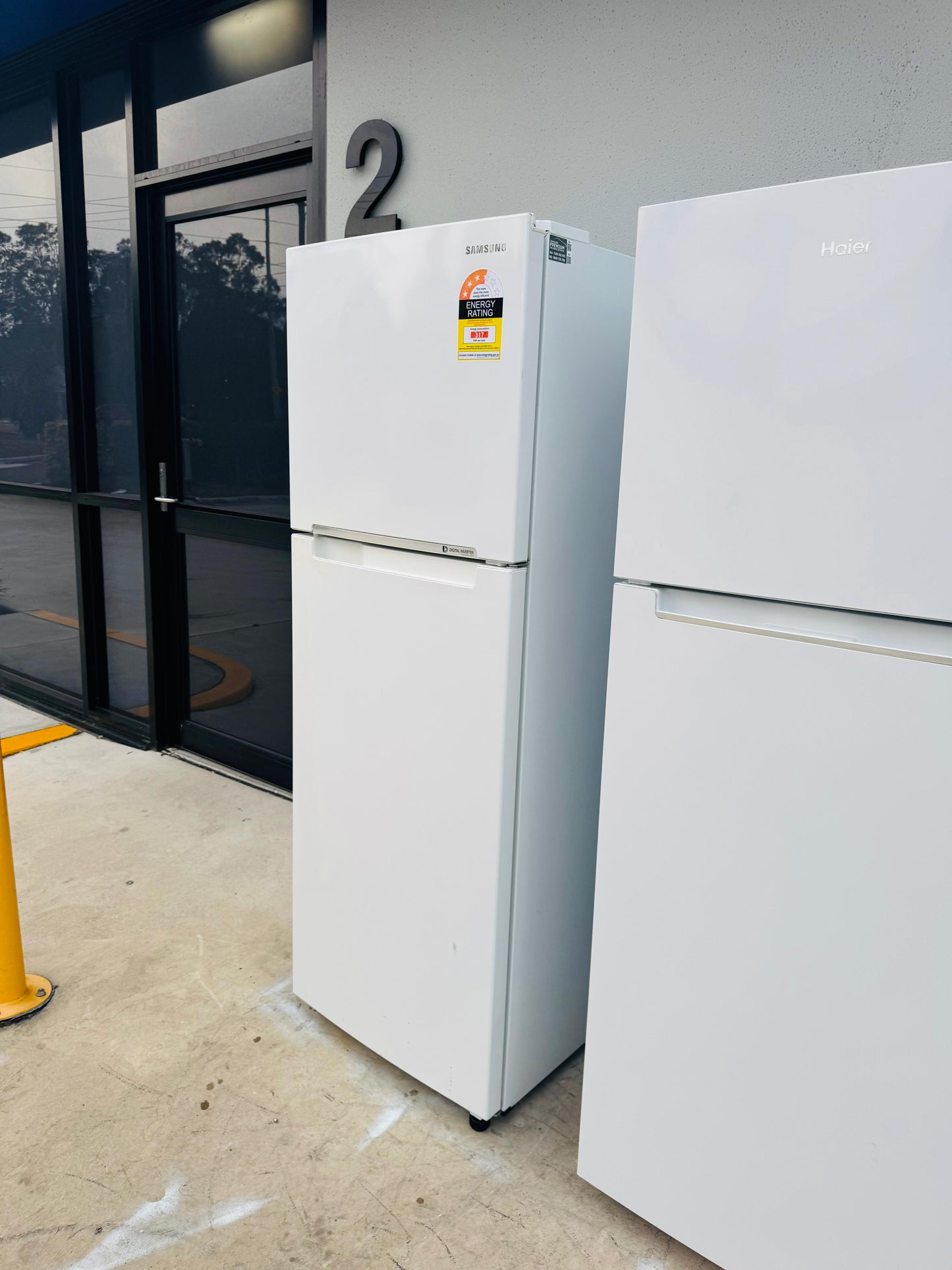 SAMSUNG 343 LITRES FRIDGE FREEZER