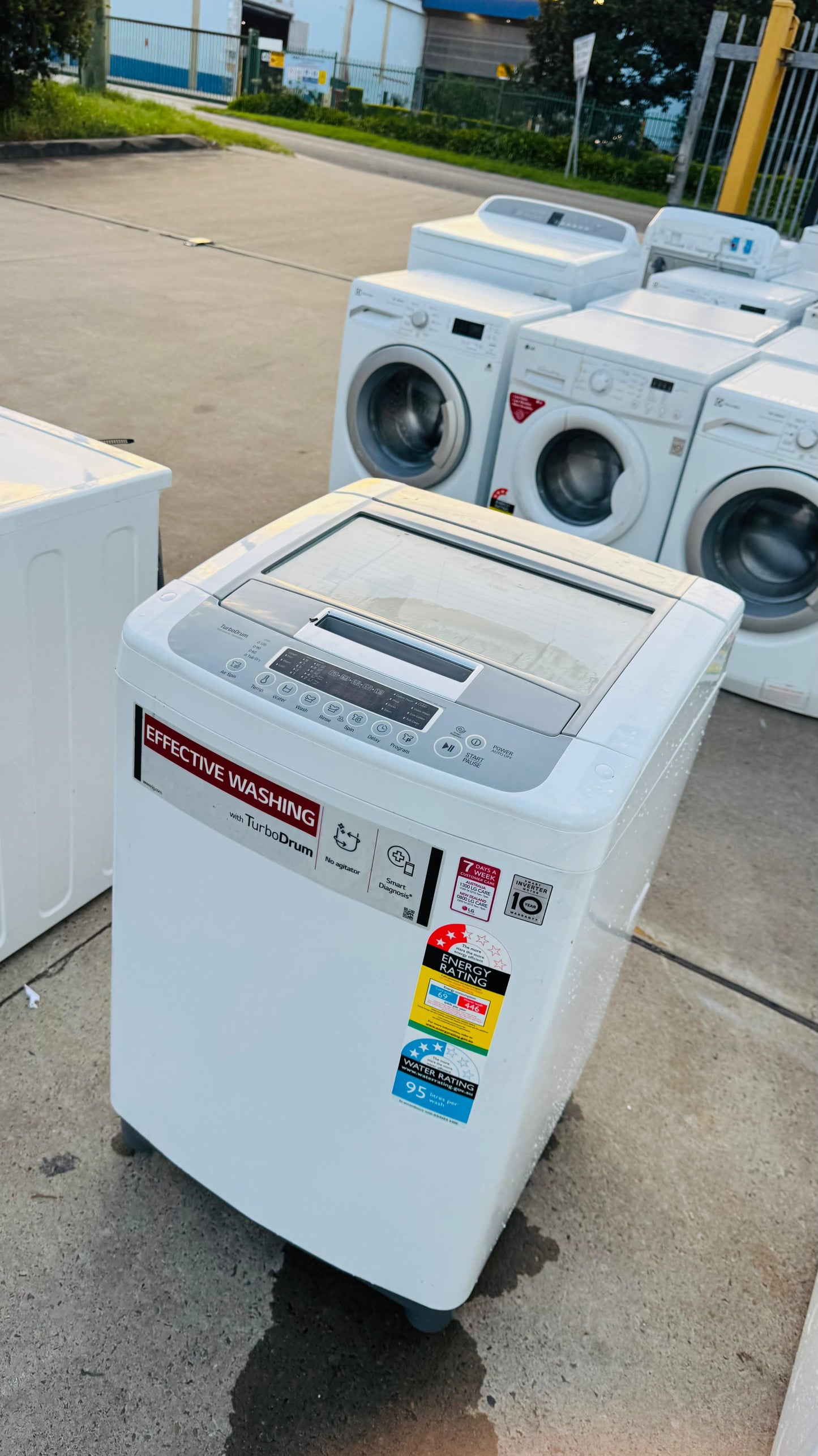 LG 6.5KGS TOP LOADER WASHING MACHINE
