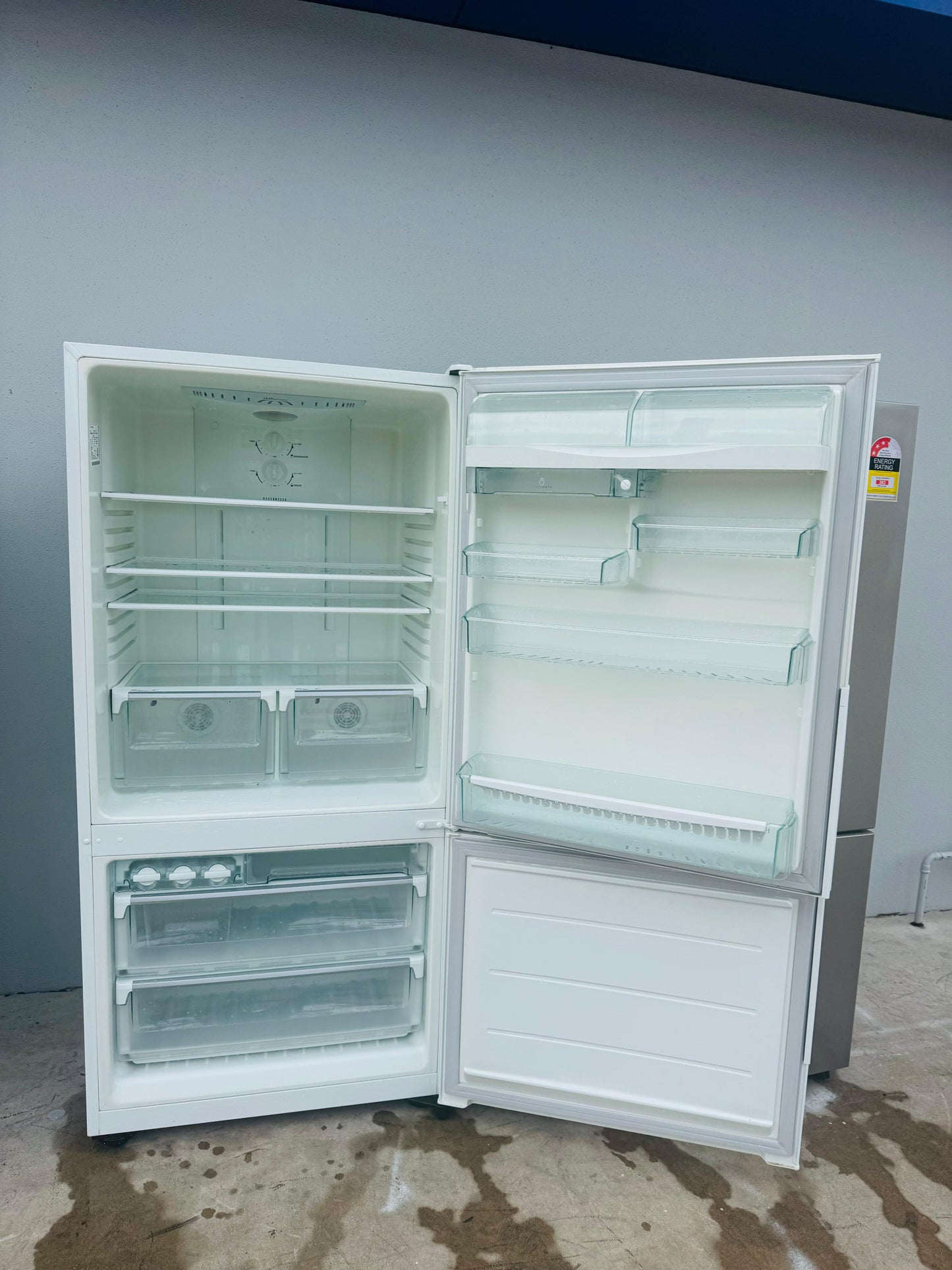 WESTING HOUSE 510 LITRES FRIDGE FREEZER
