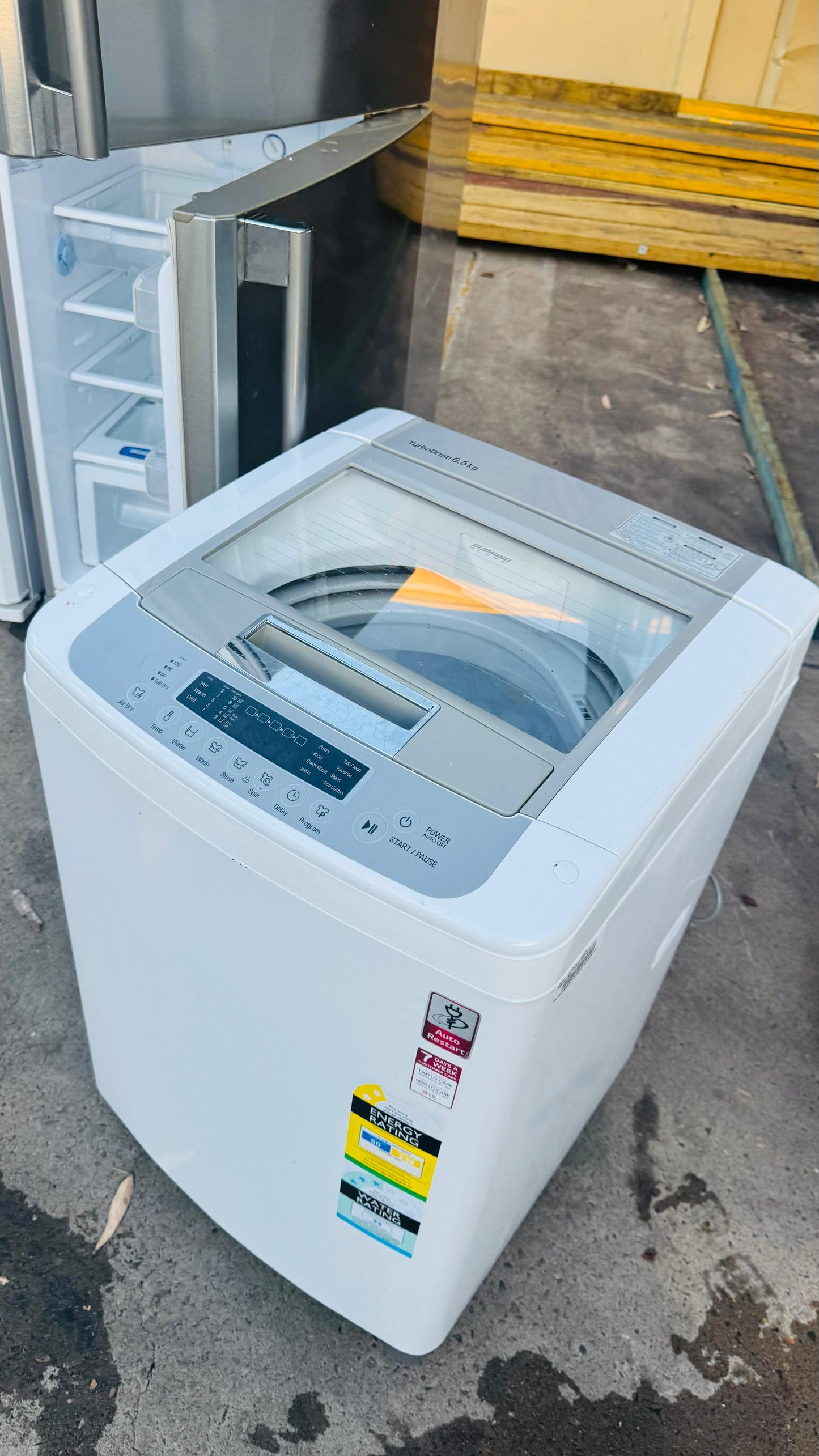 LG 6.5KGS TOP LOADER WASHING MACHINE