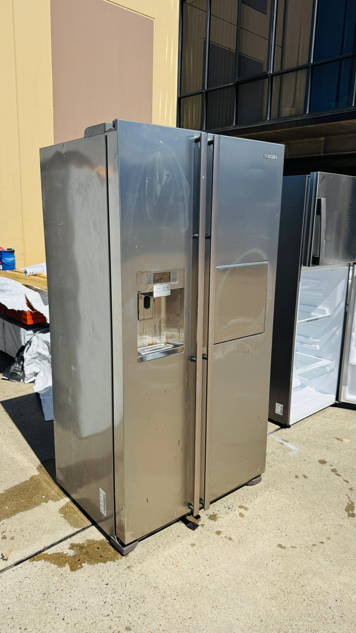 SAMSUNG 702 LITRES SIDE BY SIDE DOOR FRIDGE FREEZER