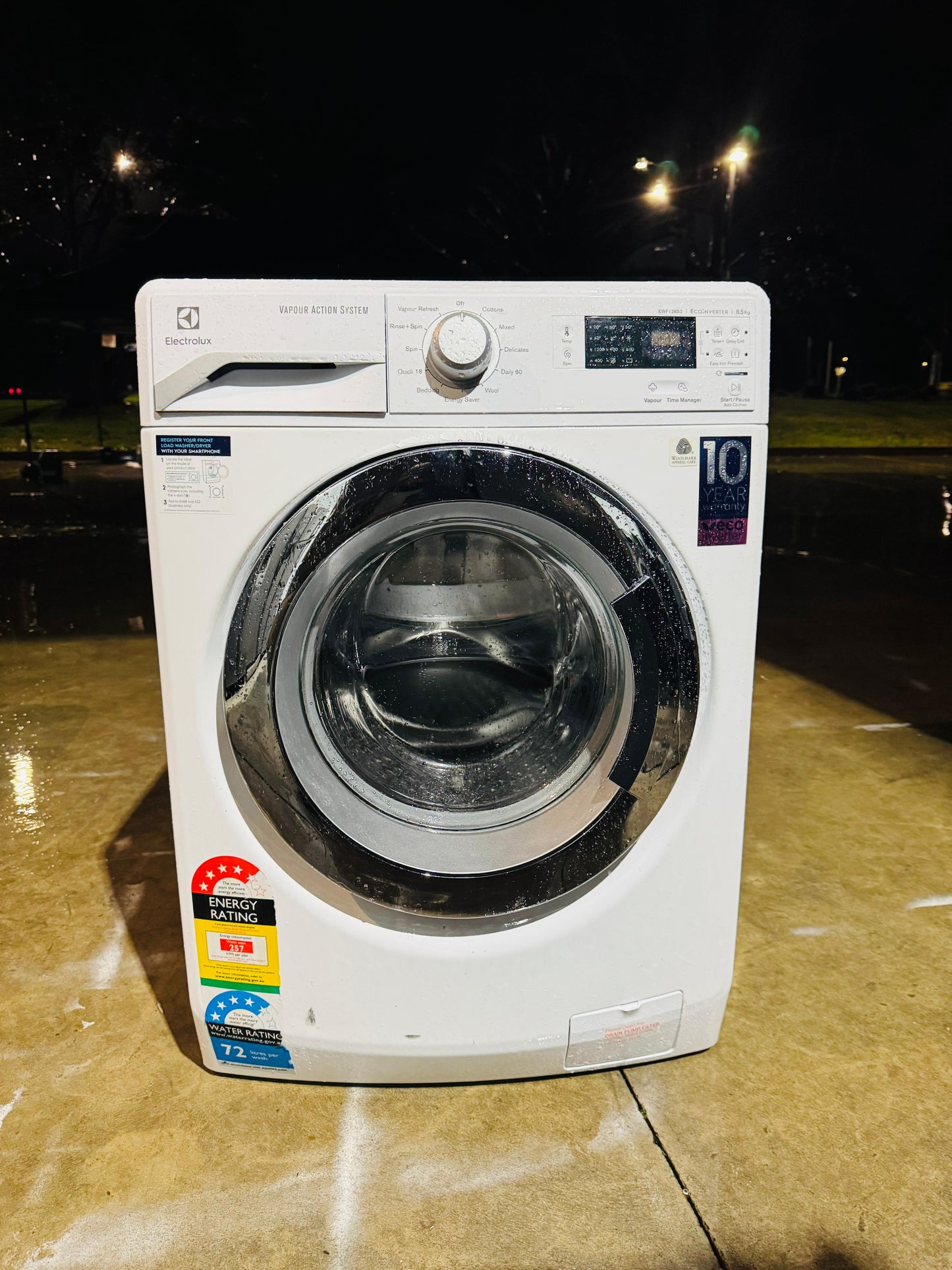 ELECTRLOUX 8.5KGS FRONT LOADER WASHING MACHINE