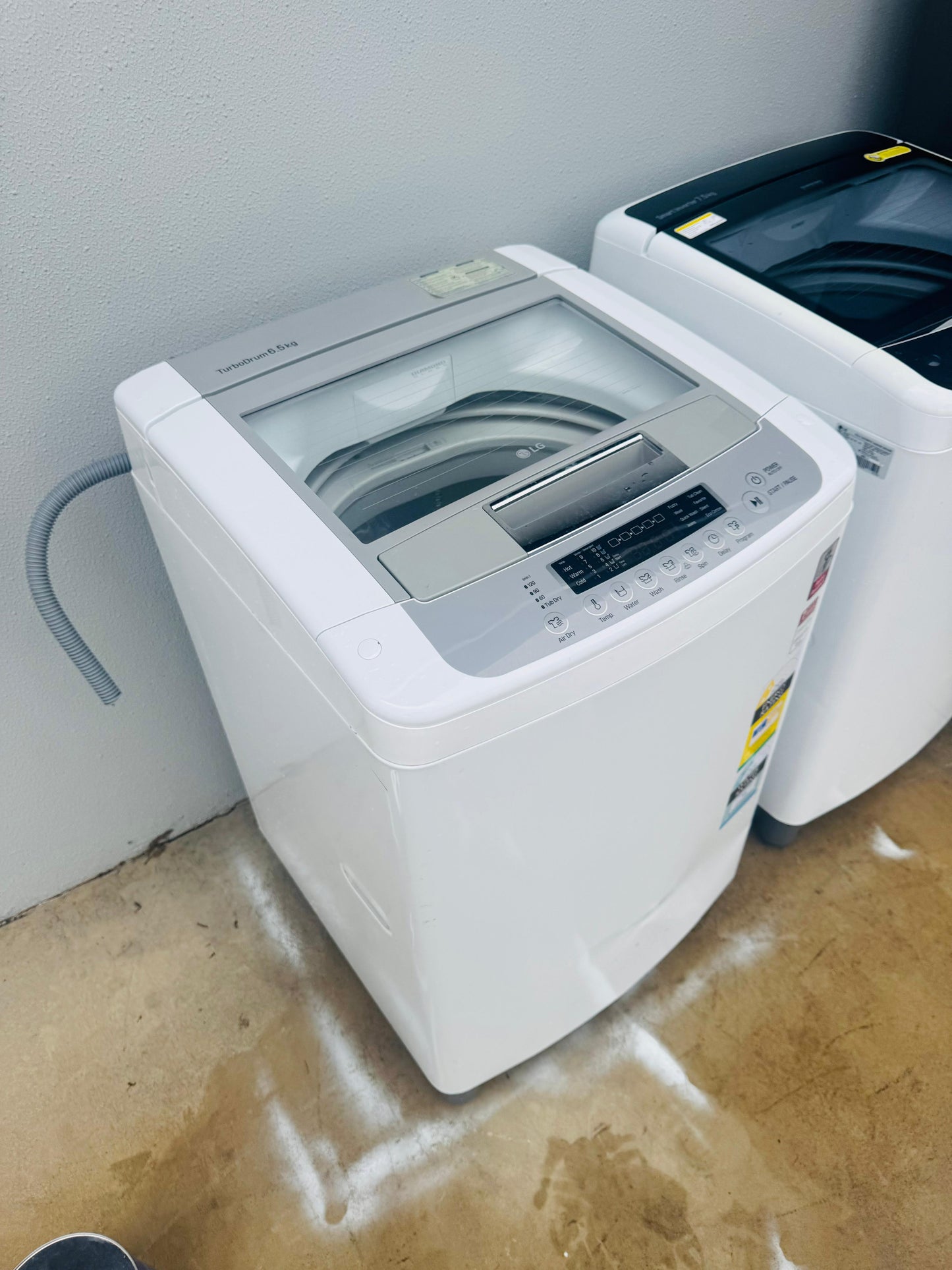 LG 6.5 KGS TOP LOADER WASHING MACHINE
