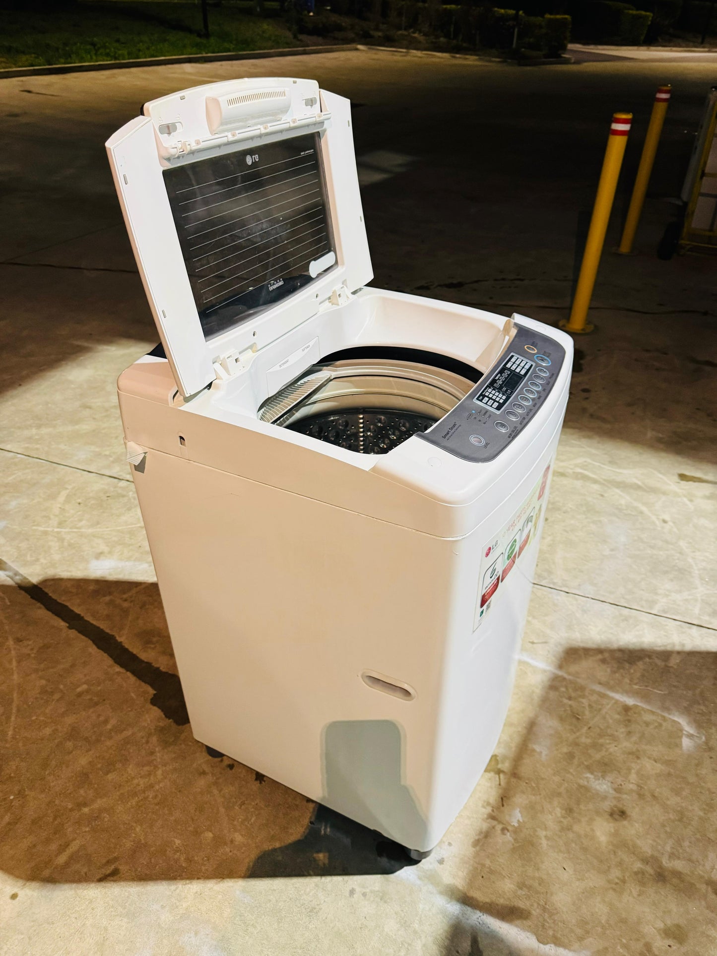 LG 8KGS TOP LOADER WASHING MACHINE