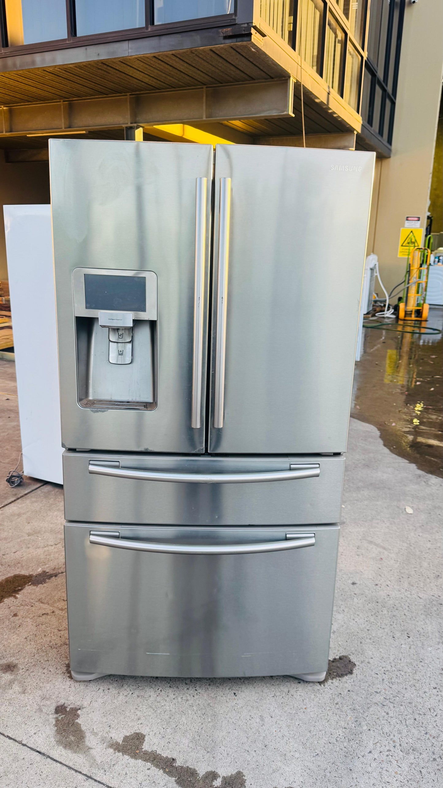 SAMSUNG FRENCH DOOR 801 FRIDGE FREEZER