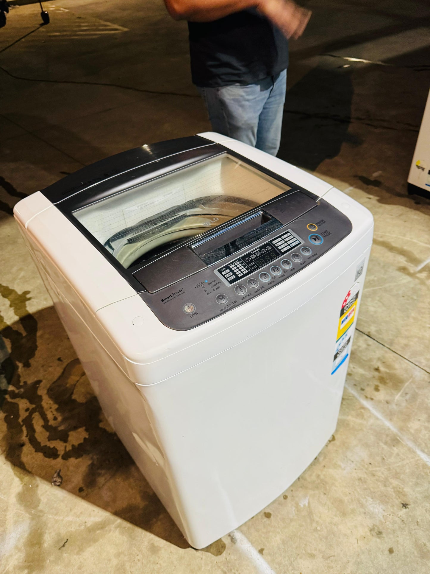 LG 9.5KGS TOP LOADER WASHING MACHINE