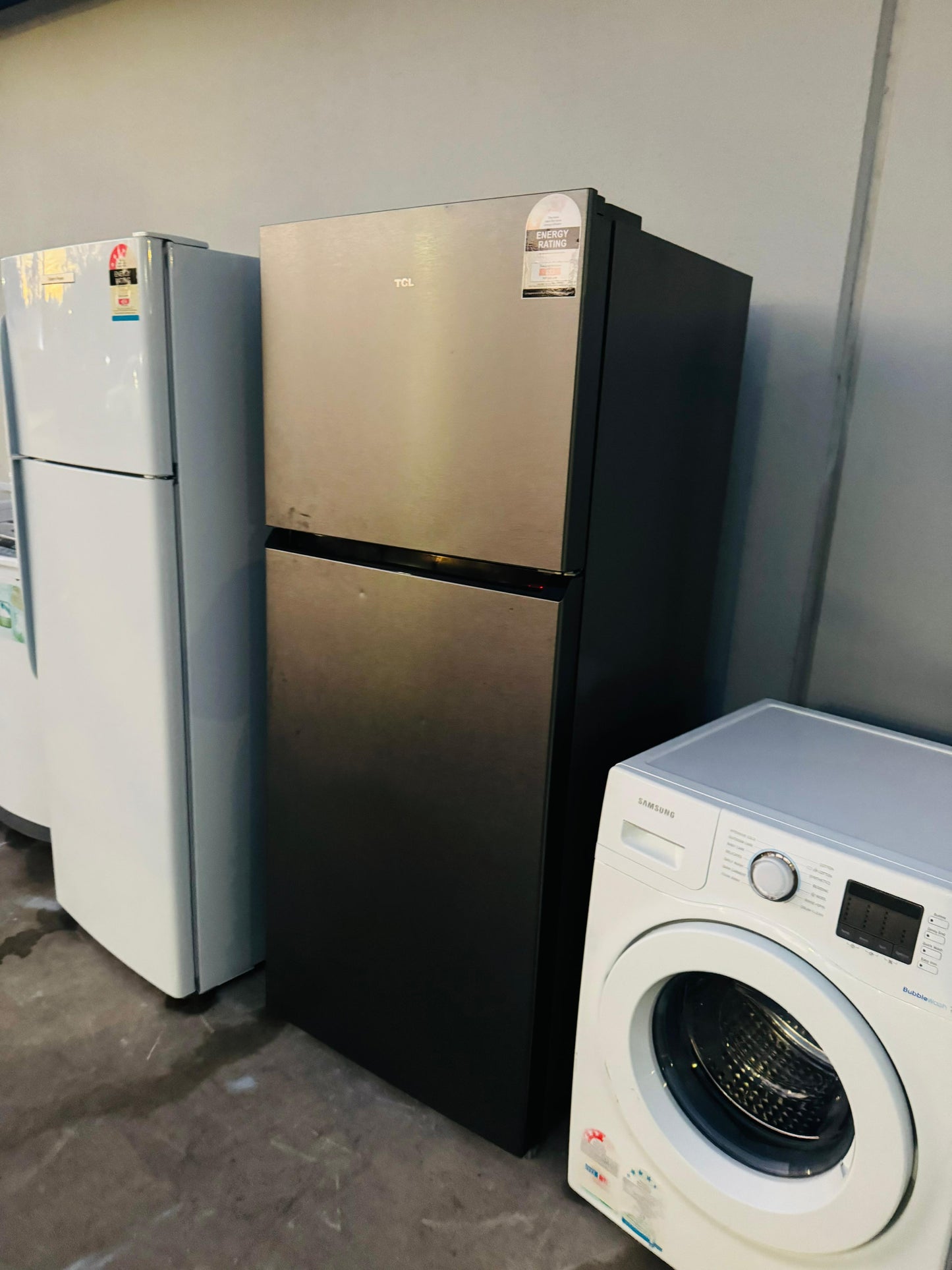 TCL 491 LITRES FRIDGE FREEZER