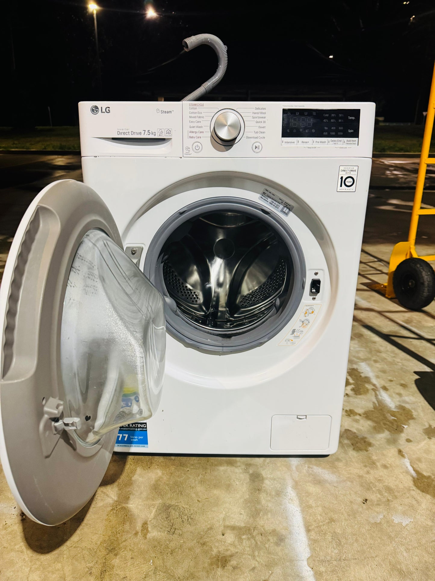 LG 7.5KGS FRONT LOADER WASHING MACHINE
