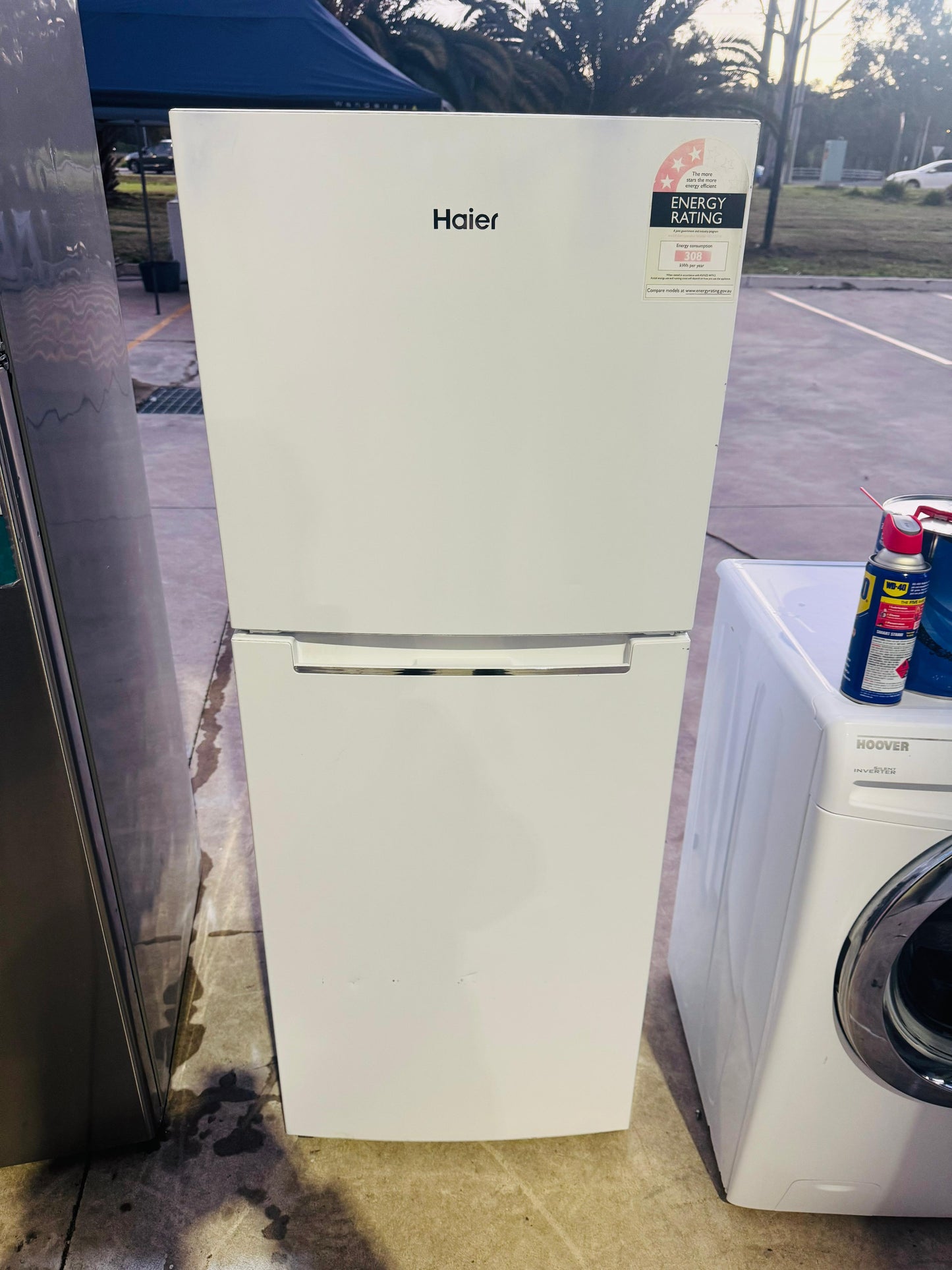 HAIER 220 LITRES FRIDGE FREEZER