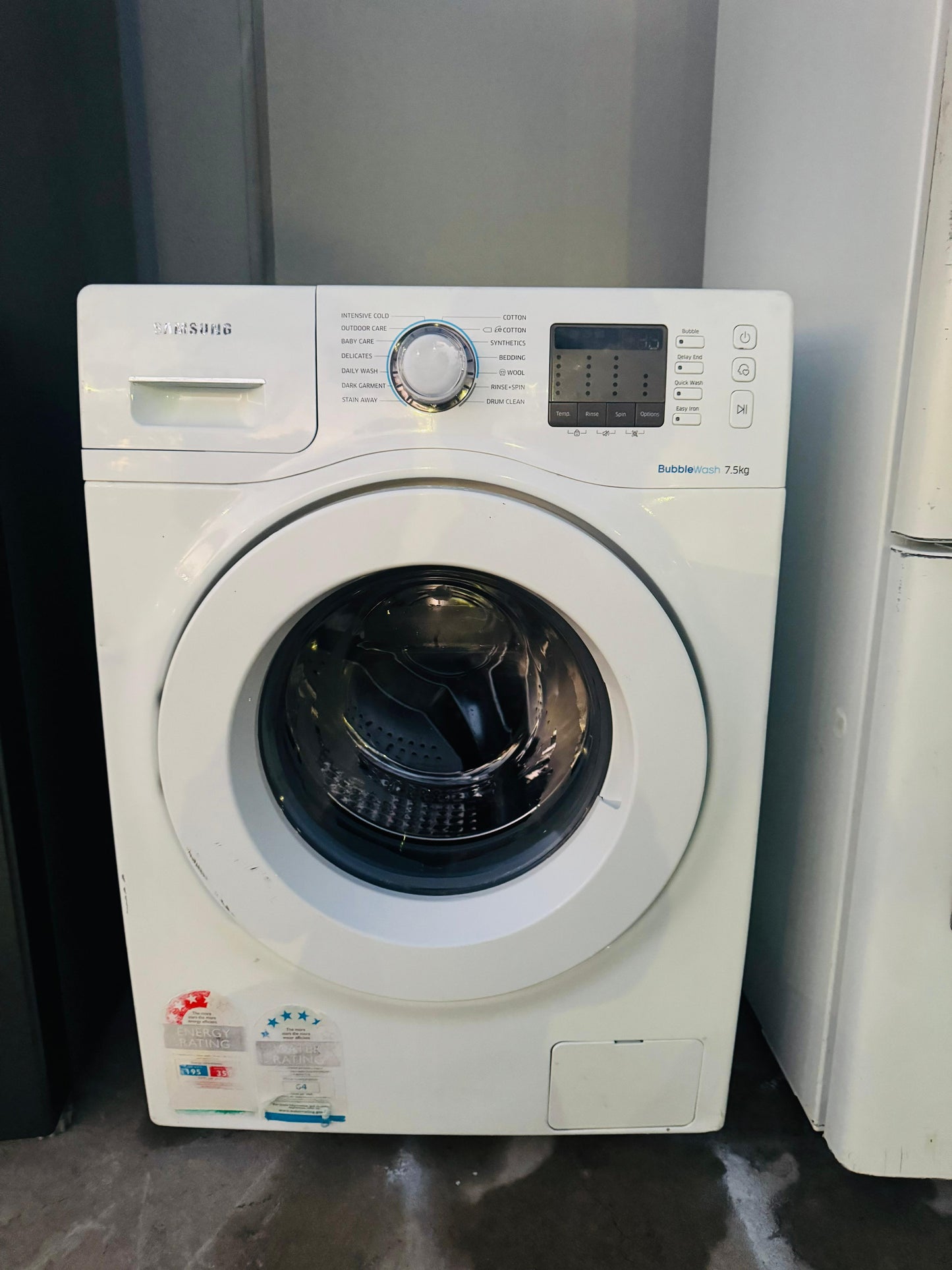 SAMSUNG 7.5 KGS FRONT LOADER WASHING MACHINE