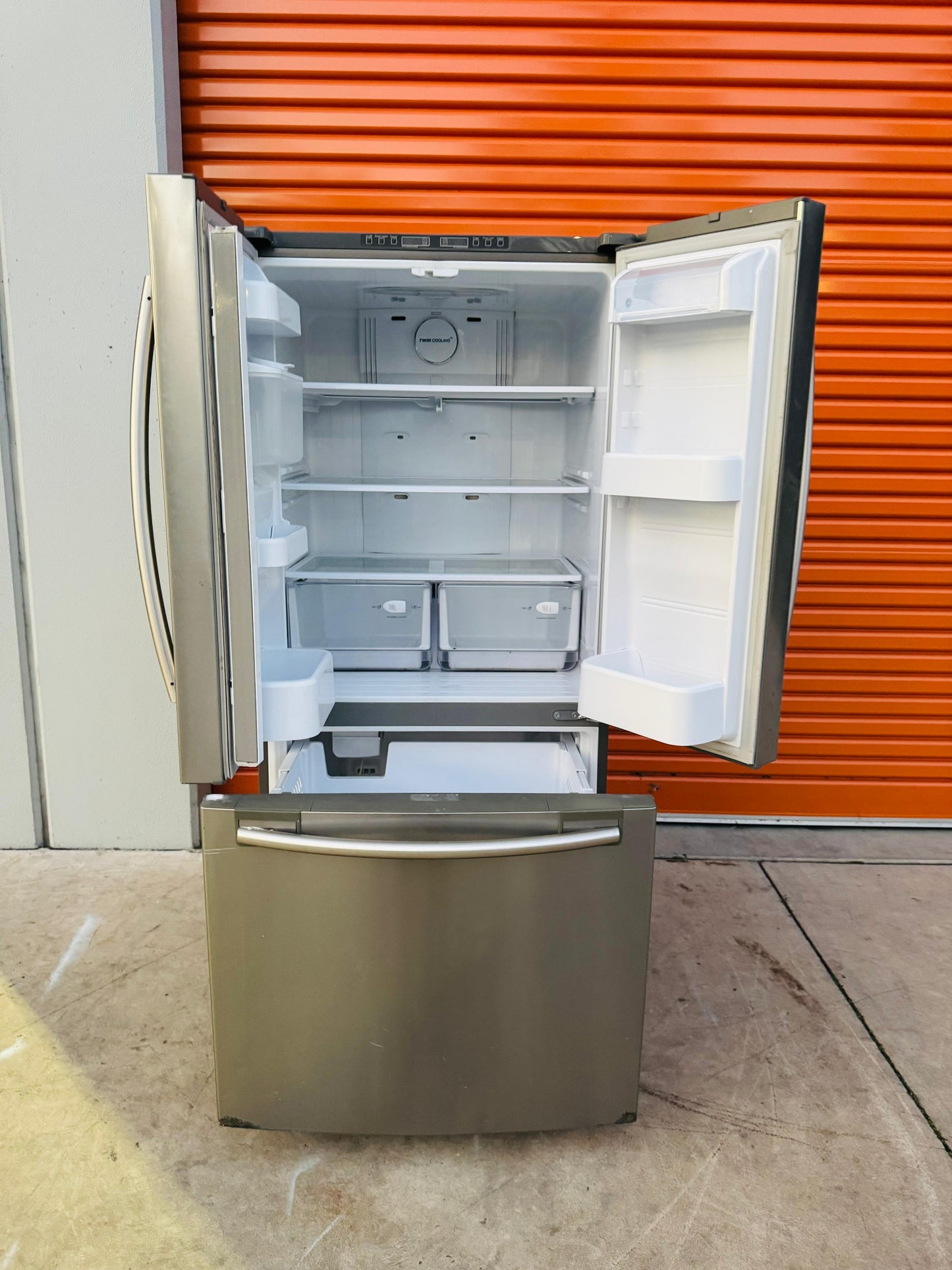 SAMSUNG 579 LITRES FRENCH DOOR FRIDGE FREEZER