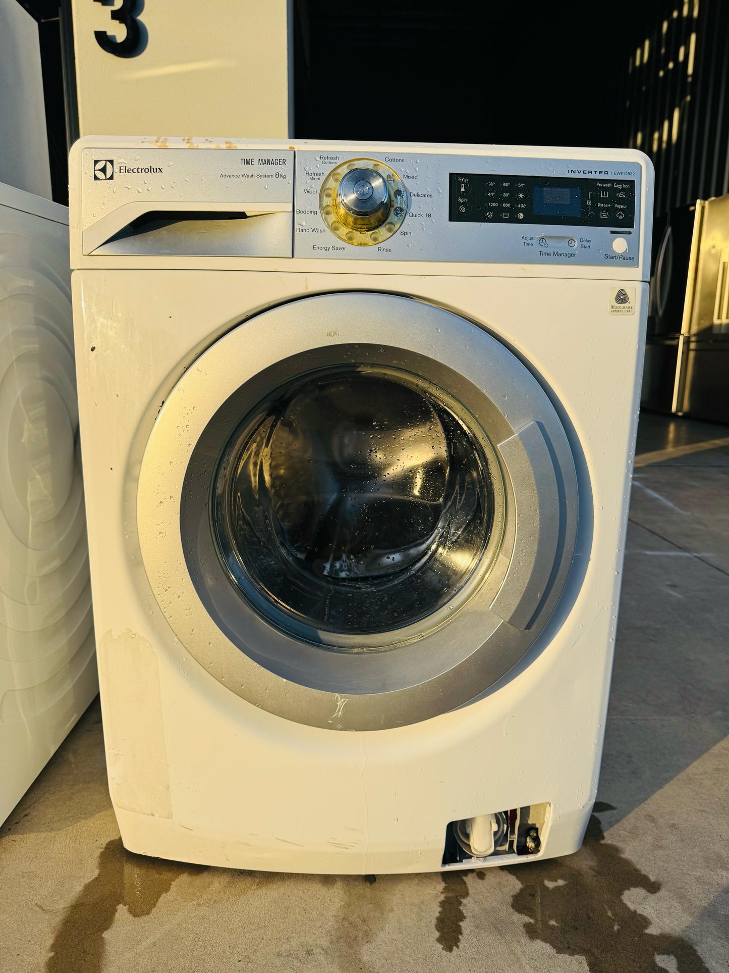 **ELECTROLUX 8KGS FRONT LOADER WASHING MACHINE** FREE DELIVERY