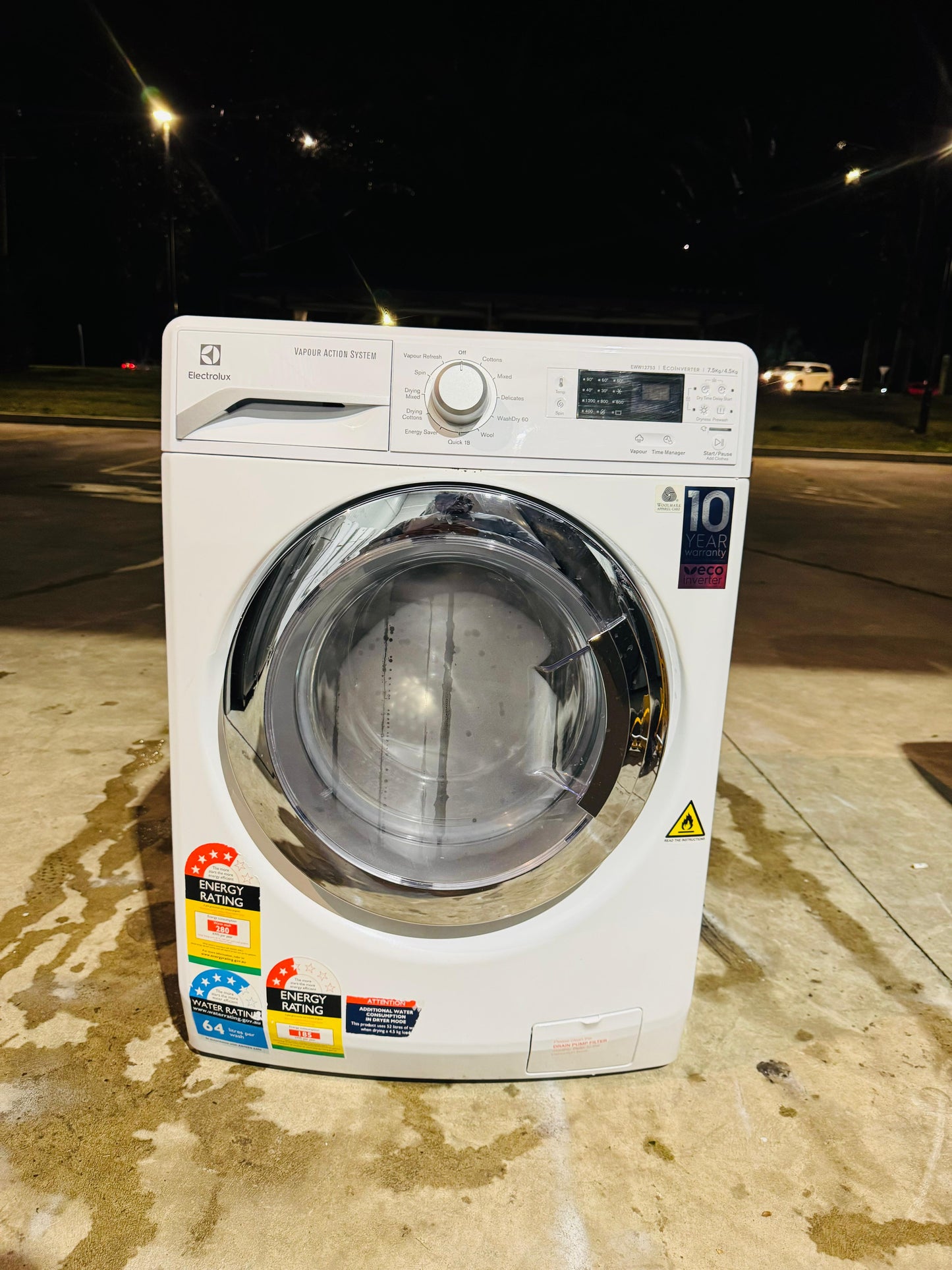 ELECTROLUX 7.5KGS FRONT LOADER WASHING MACHINE