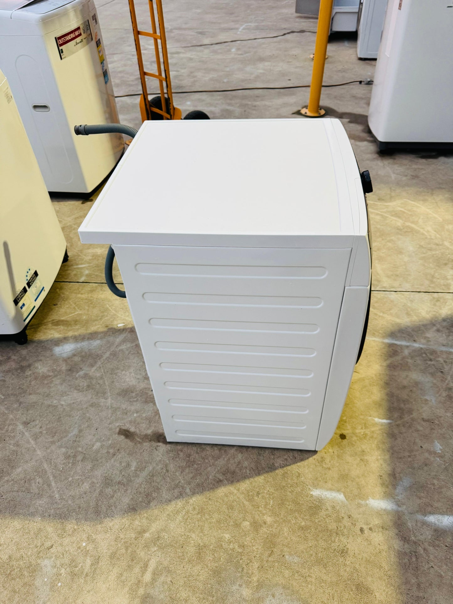 WESTING HOUSE 10KGS FRONT LOADER WASHING MACHINE