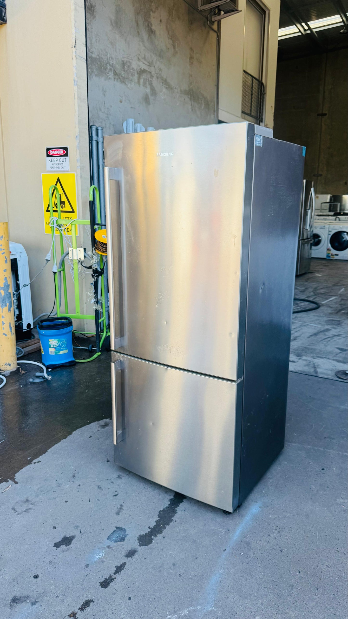 SAMSUNG 450 LITRES FRIDGE FREEZER