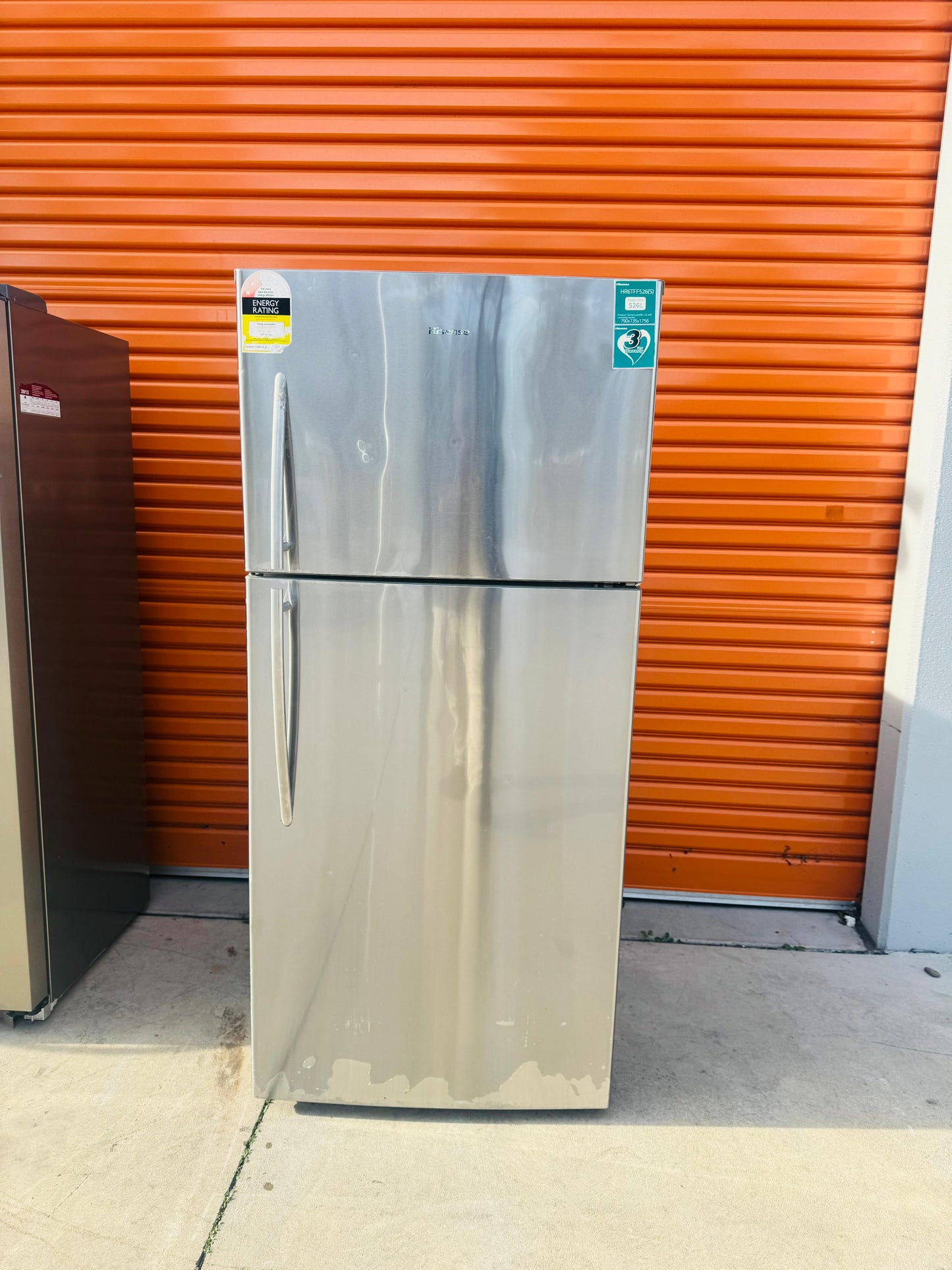 HISENSE 526 LITRES FRIDGE FREEZER
