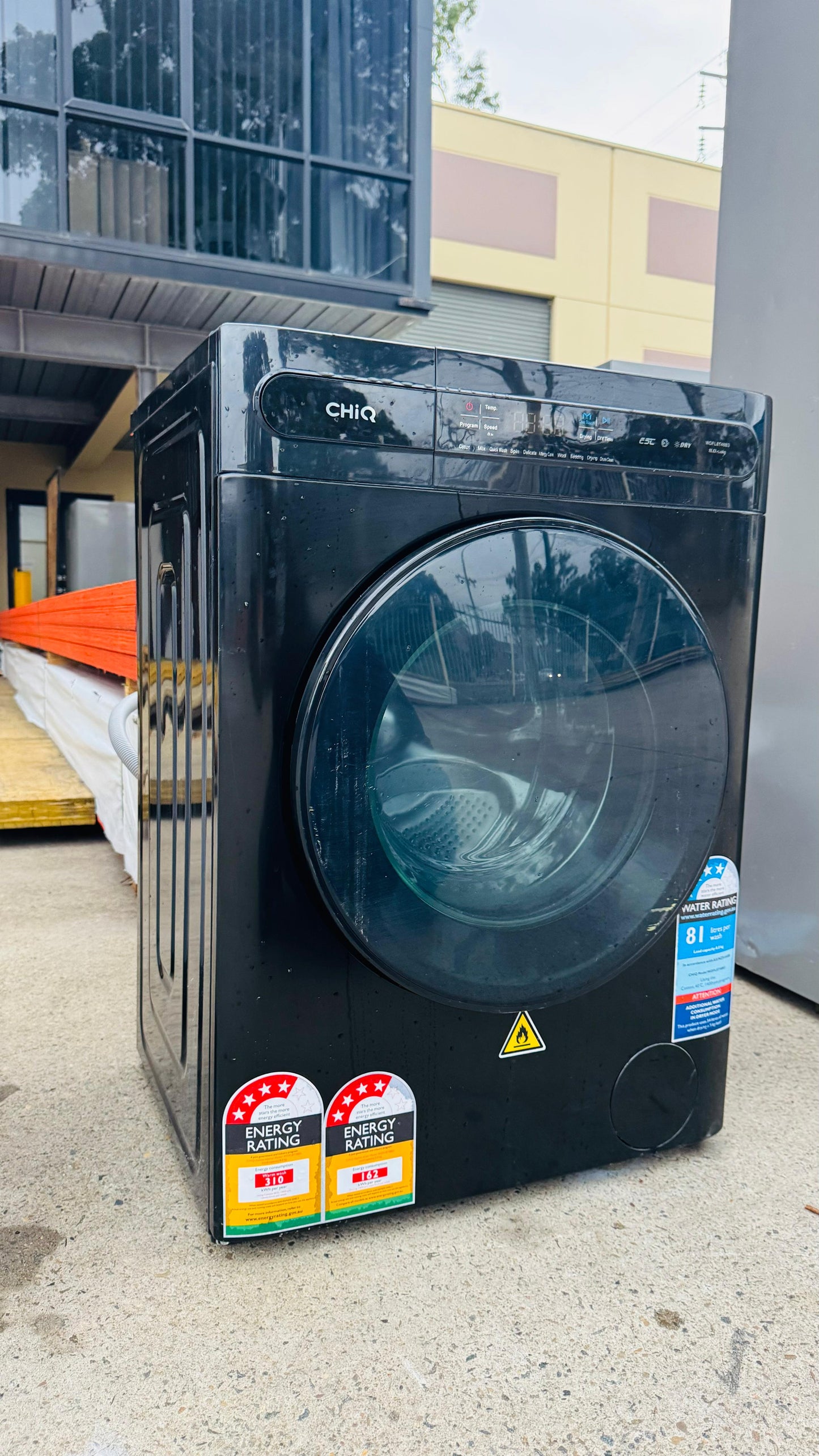 CHIQ 8KGS FRONT LOADER WASHING MACHINE ONLY