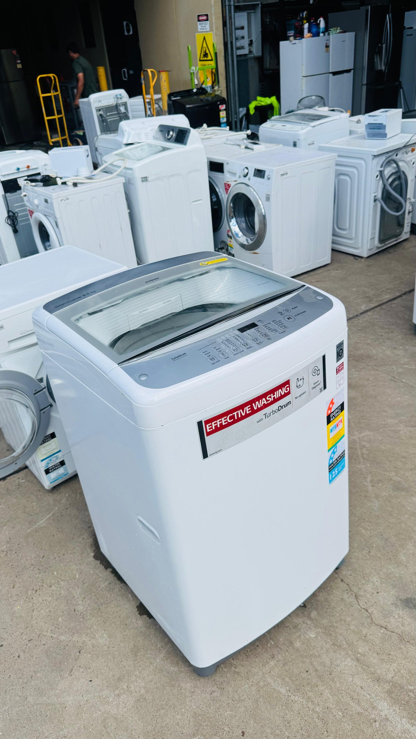 LG 8.5KGS TOP LOADER WASHING MACHINE