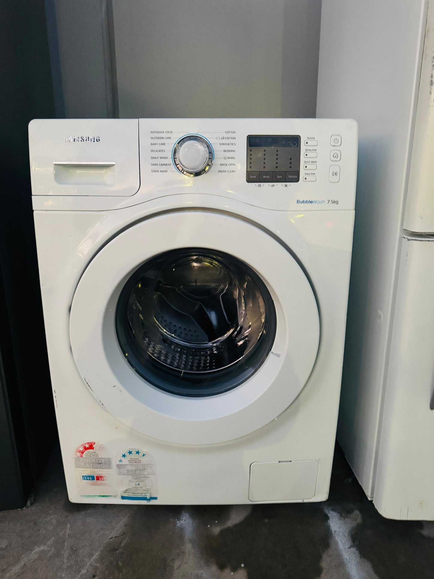 SAMSUNG 7.5 KGS FRONT LOADER WASHING MACHINE