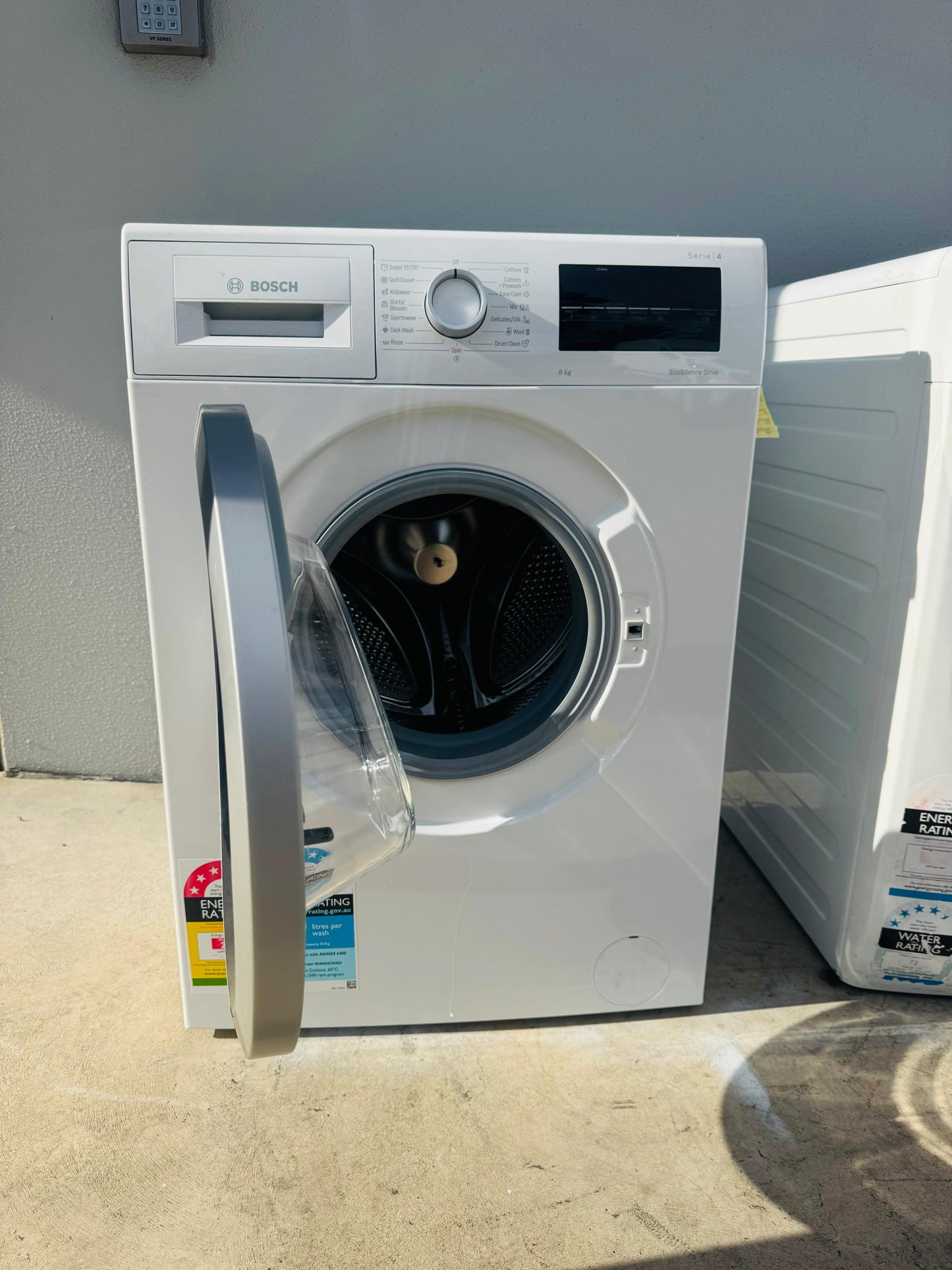 BOSCH 8KGS FRONT LOADER WASHING MACHINE