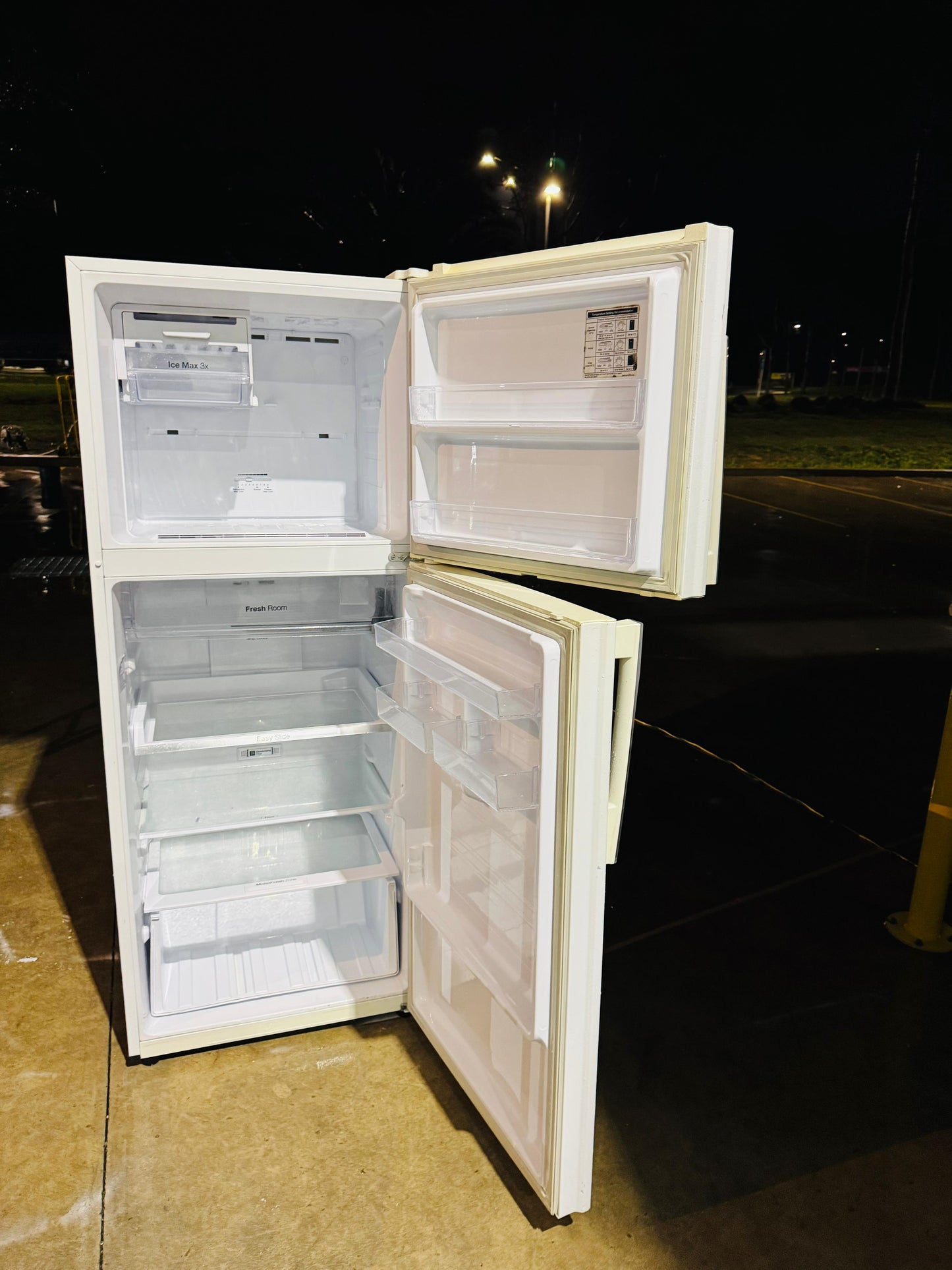 SAMSUNG 393 LITRES FRIDGE FREEZER