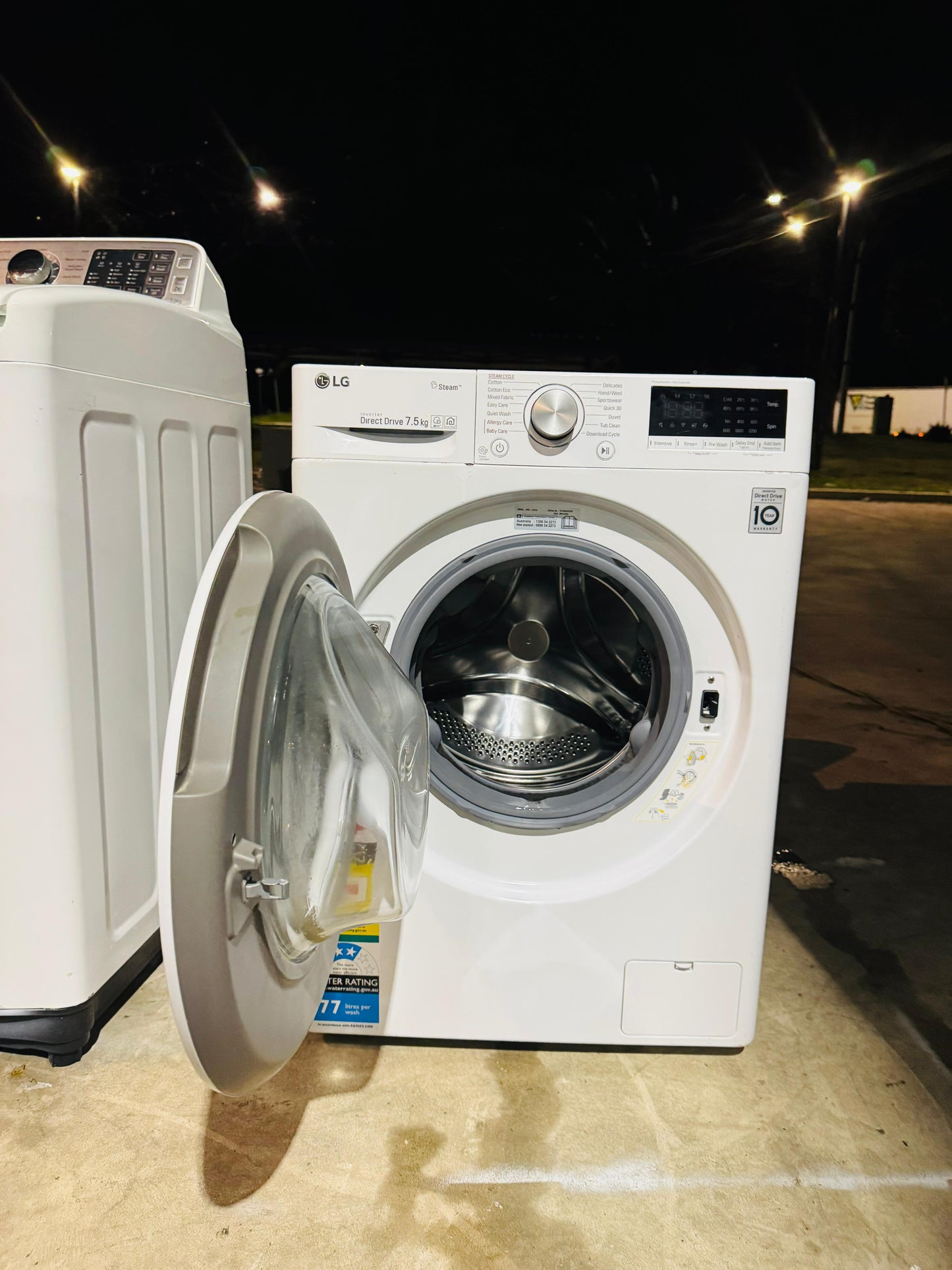 LG 7.5KGS FRONT LOADER WASHING MACHINE