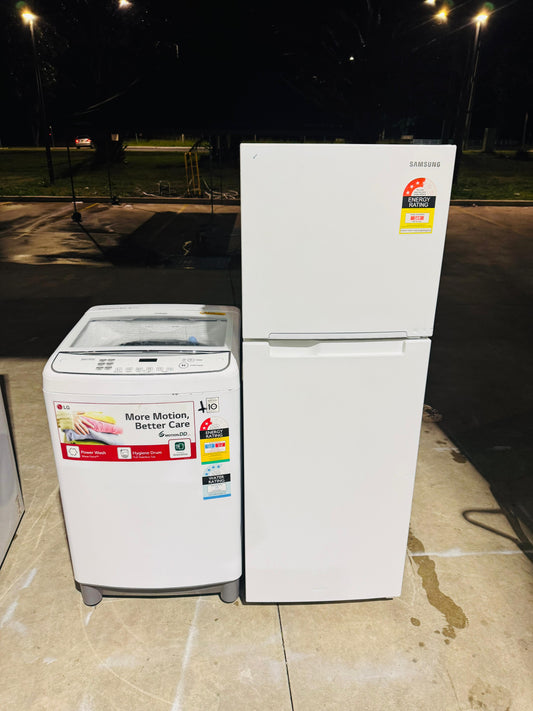 SAMSUNG 255 LITRES FRIDGE FREEZER & LG 7.5 KGS TOP LOADER WASHING MACHINE COMBO PACKAGE DEAL