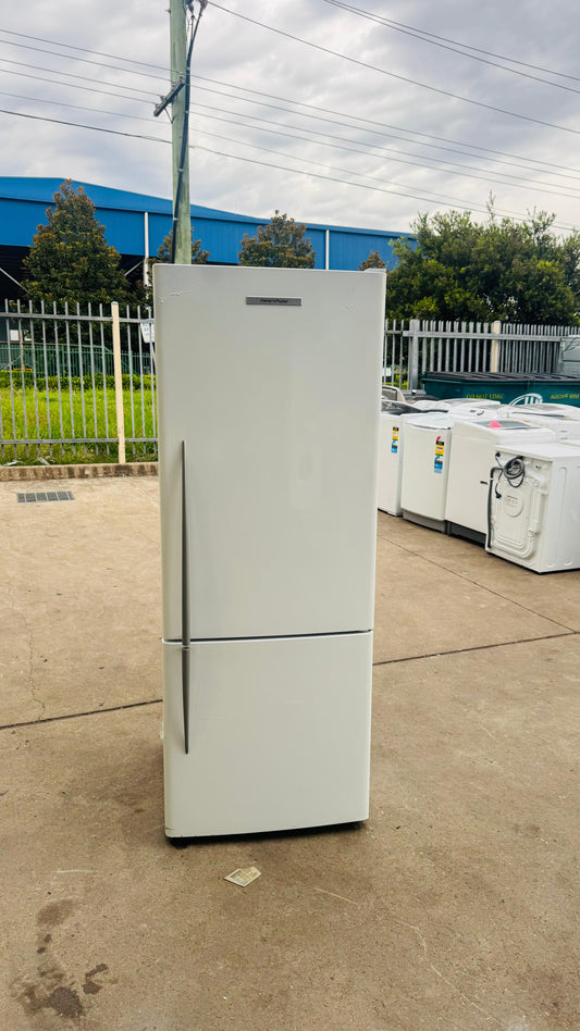 FISHER AND PAYKEL 403 LITRES FRIDGE FREEZER