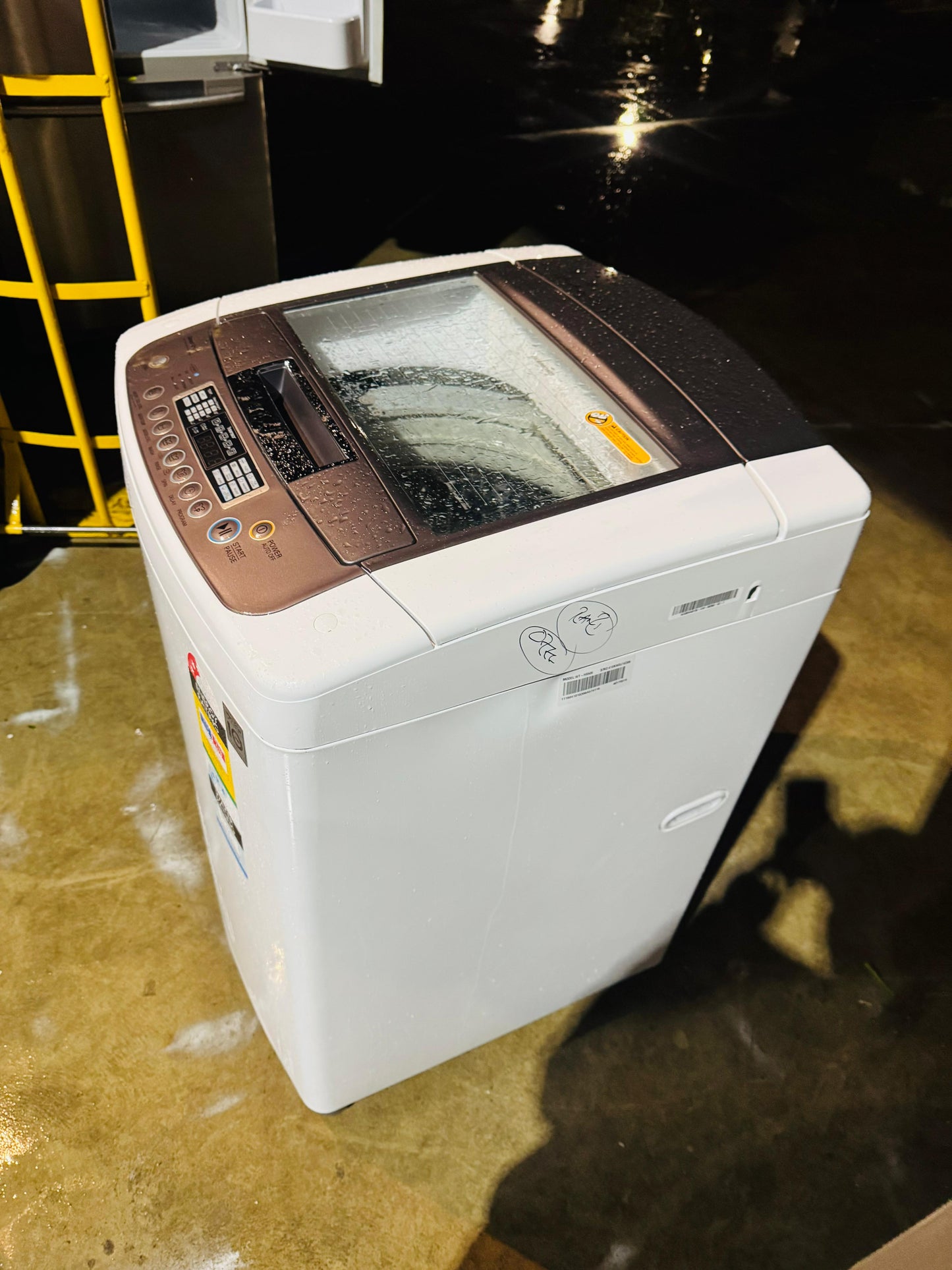 LG 9.5KGS TOP LOADER WASHING MACHINE