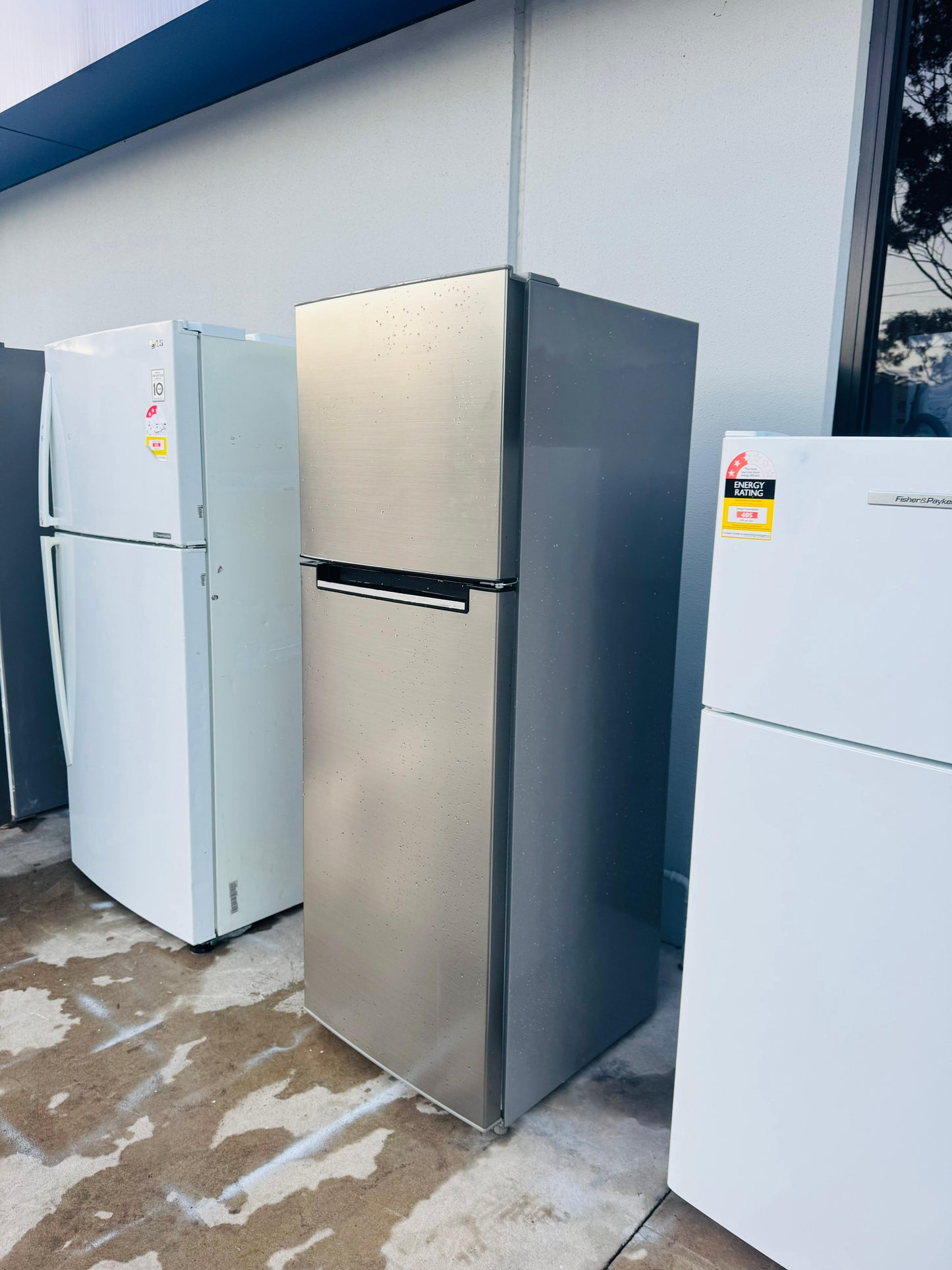 SEIKI 366 LITRES FRIDGE FREEZER