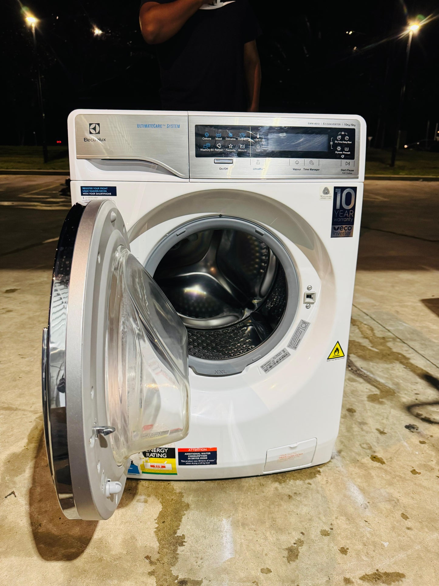 ELECTROLUX 10KGS FRONT LOADER WASHING MACHINE