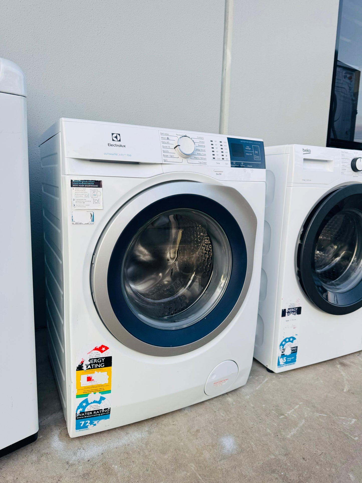ELECTROLUX 8.5 KGS FRONT LOADER WASHING MACHINE