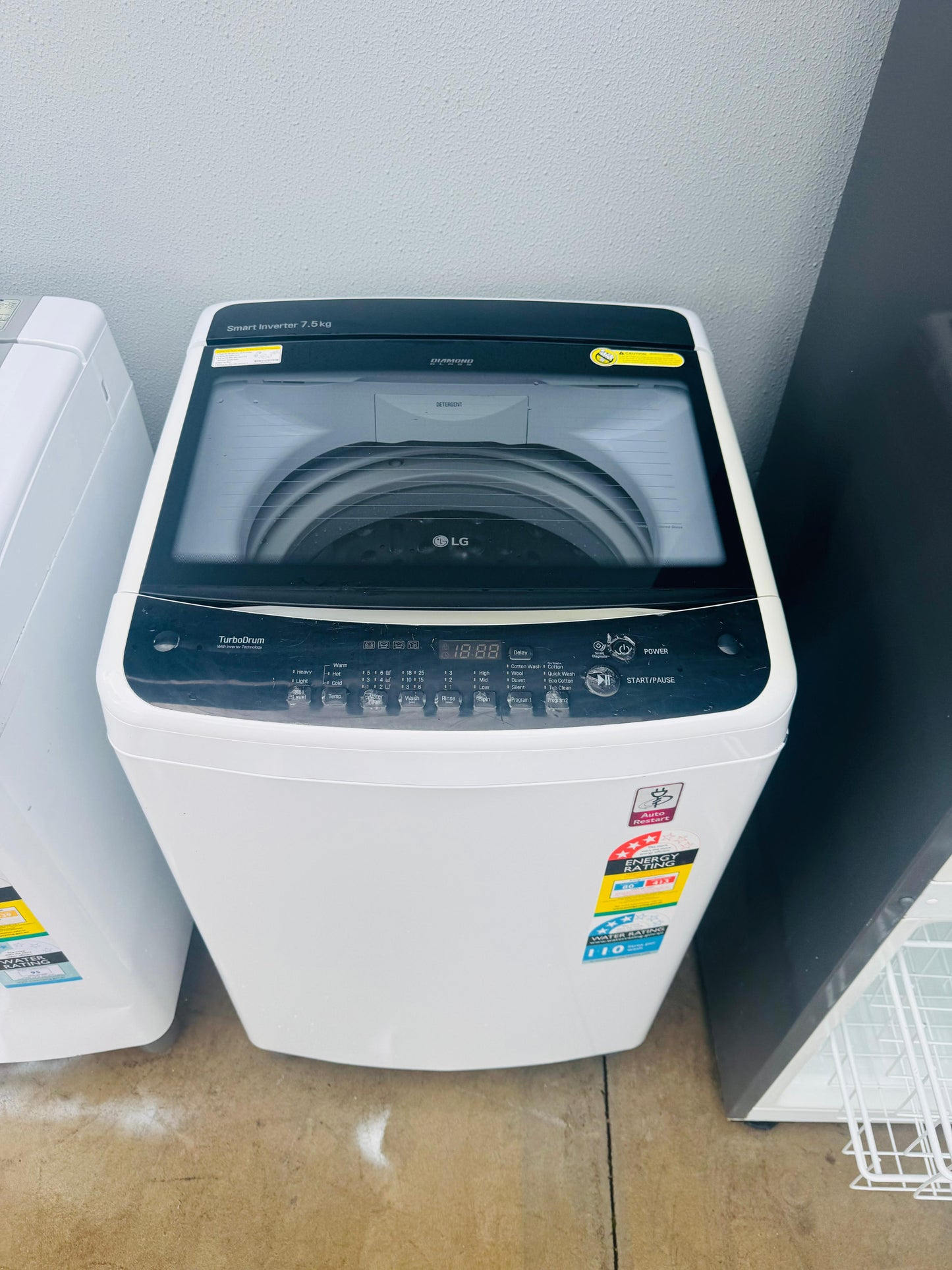 LG 7.5 KGS TOP LOADER WASHING MACHINE