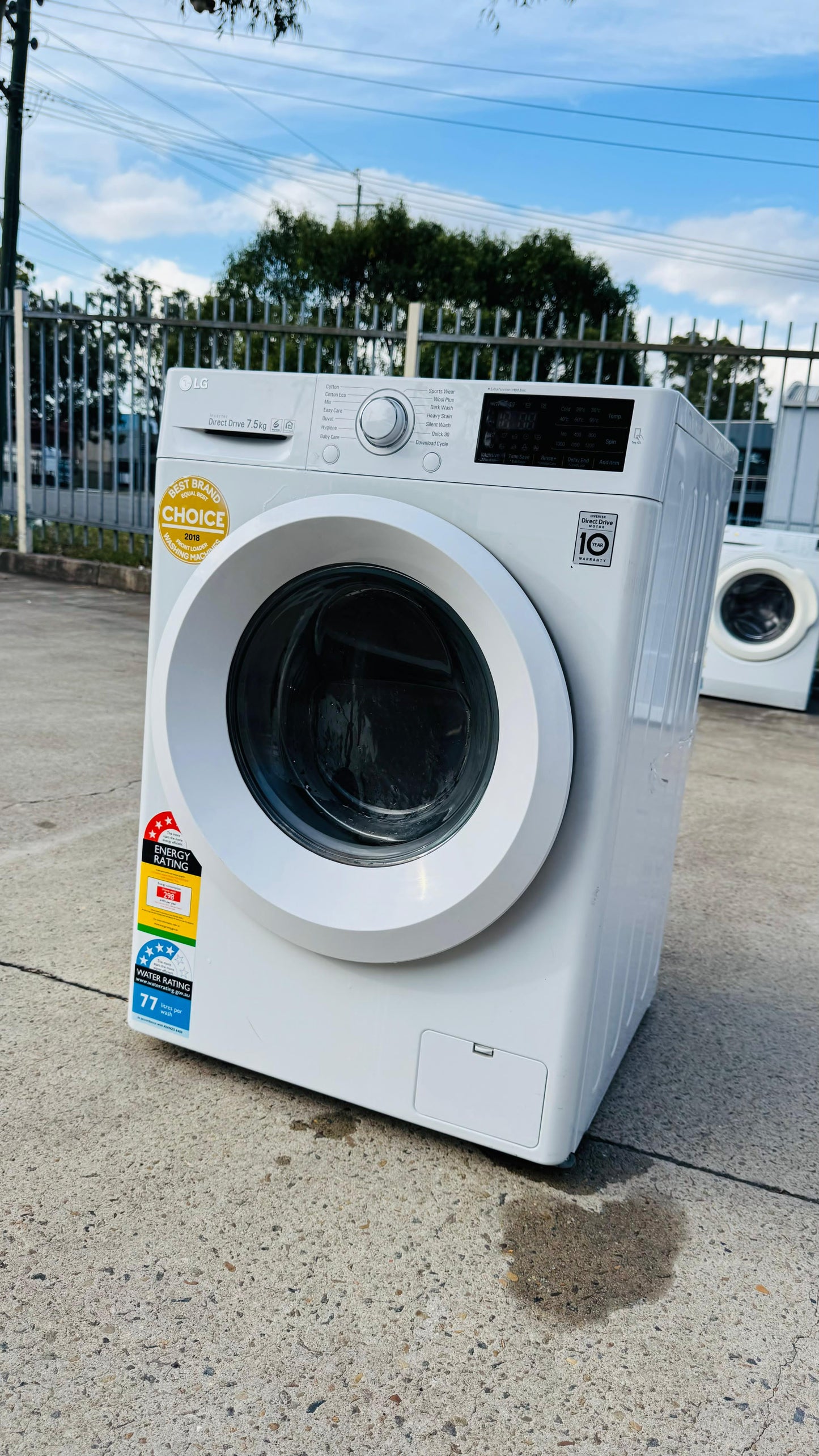 LG 7.5KGS FRONT LOADER WASHING MACHINE