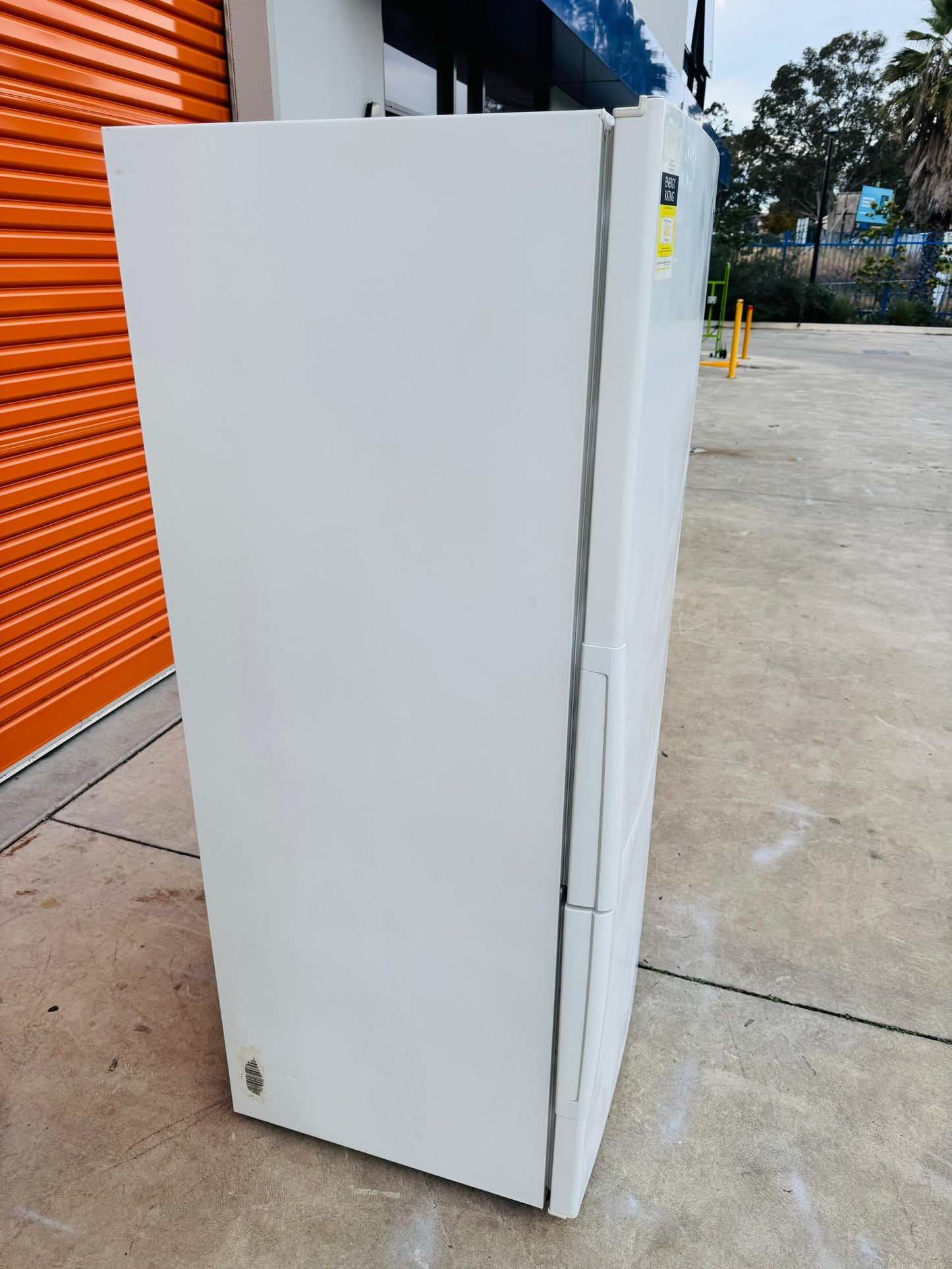 WESTING HOUSE 430 LITRES FRIDGE FREEZER