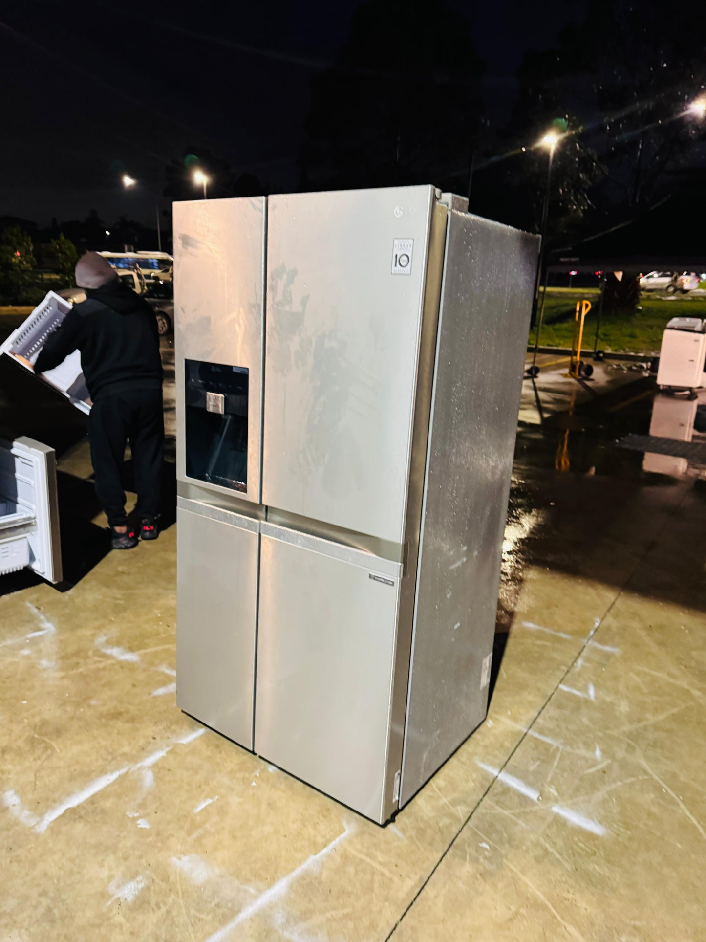 LG SIDE BY SIDE 590 LITRES FRIDGE FREEZER