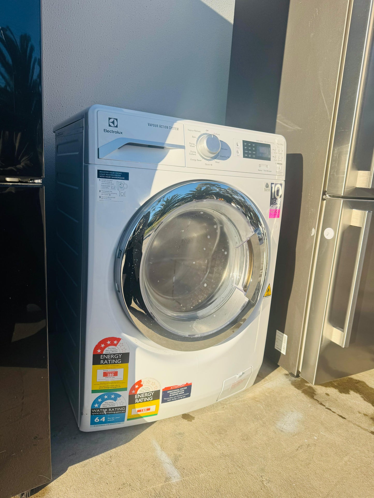 ELECTROLUX 7.5 KGS FRONT LOADER WASHING MACHINE