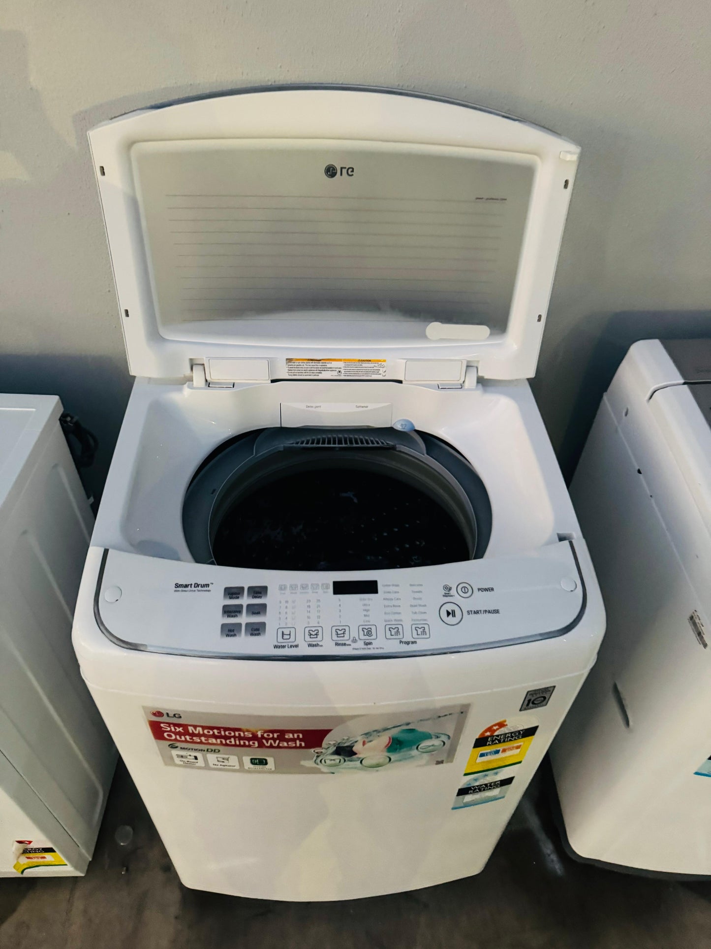 LG 8.5 KGS TOP LOADER WASHING MACHINE